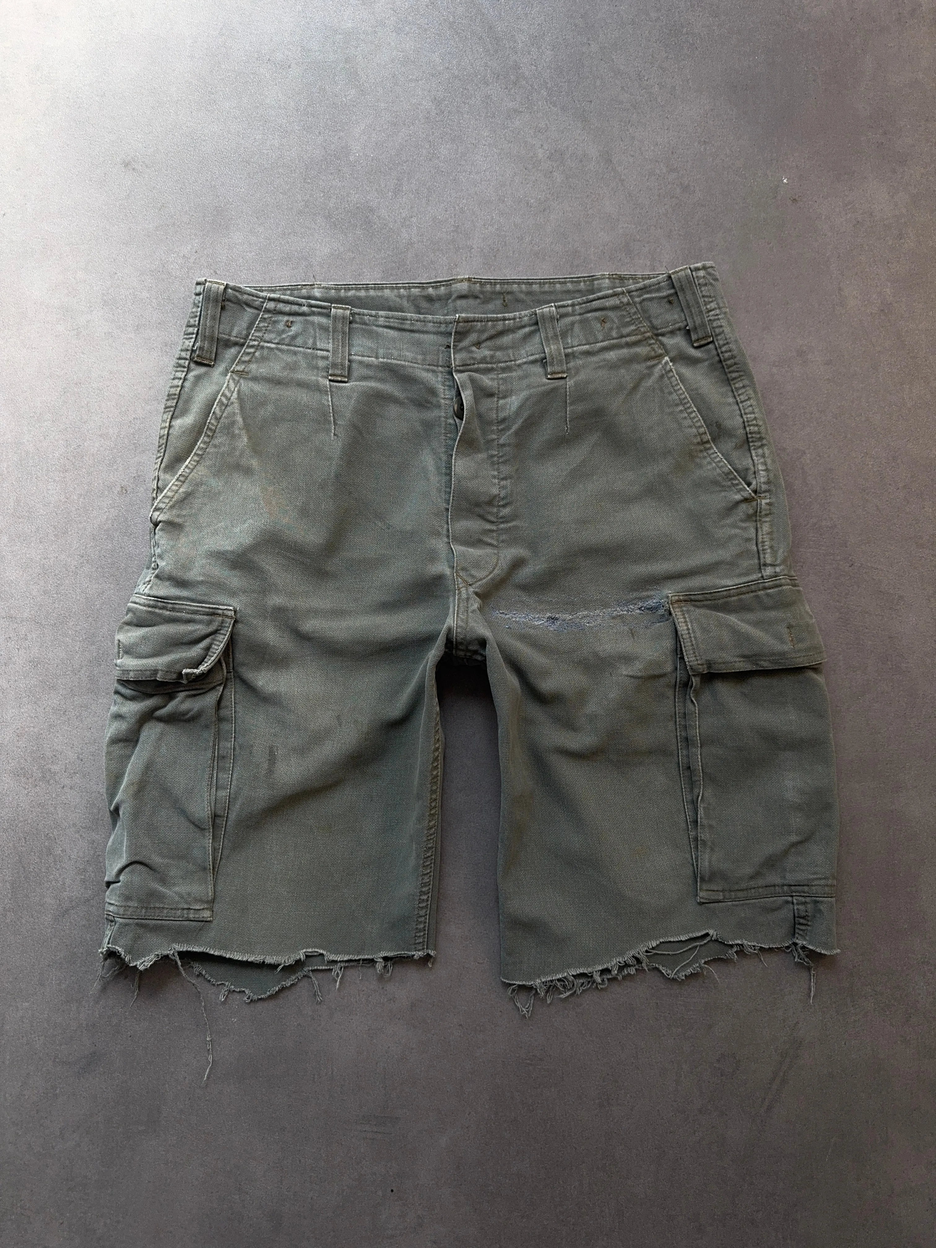 Minimal Stretch 1990s Army shorts (M)
