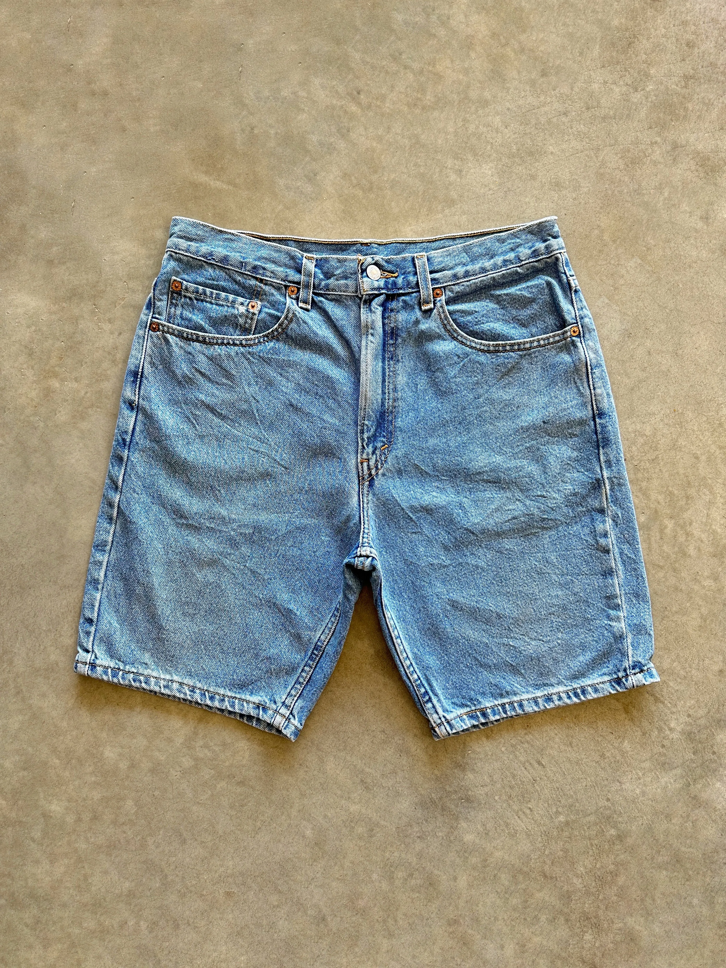 Daily Fit 1990s Levis denim shorts (34)
