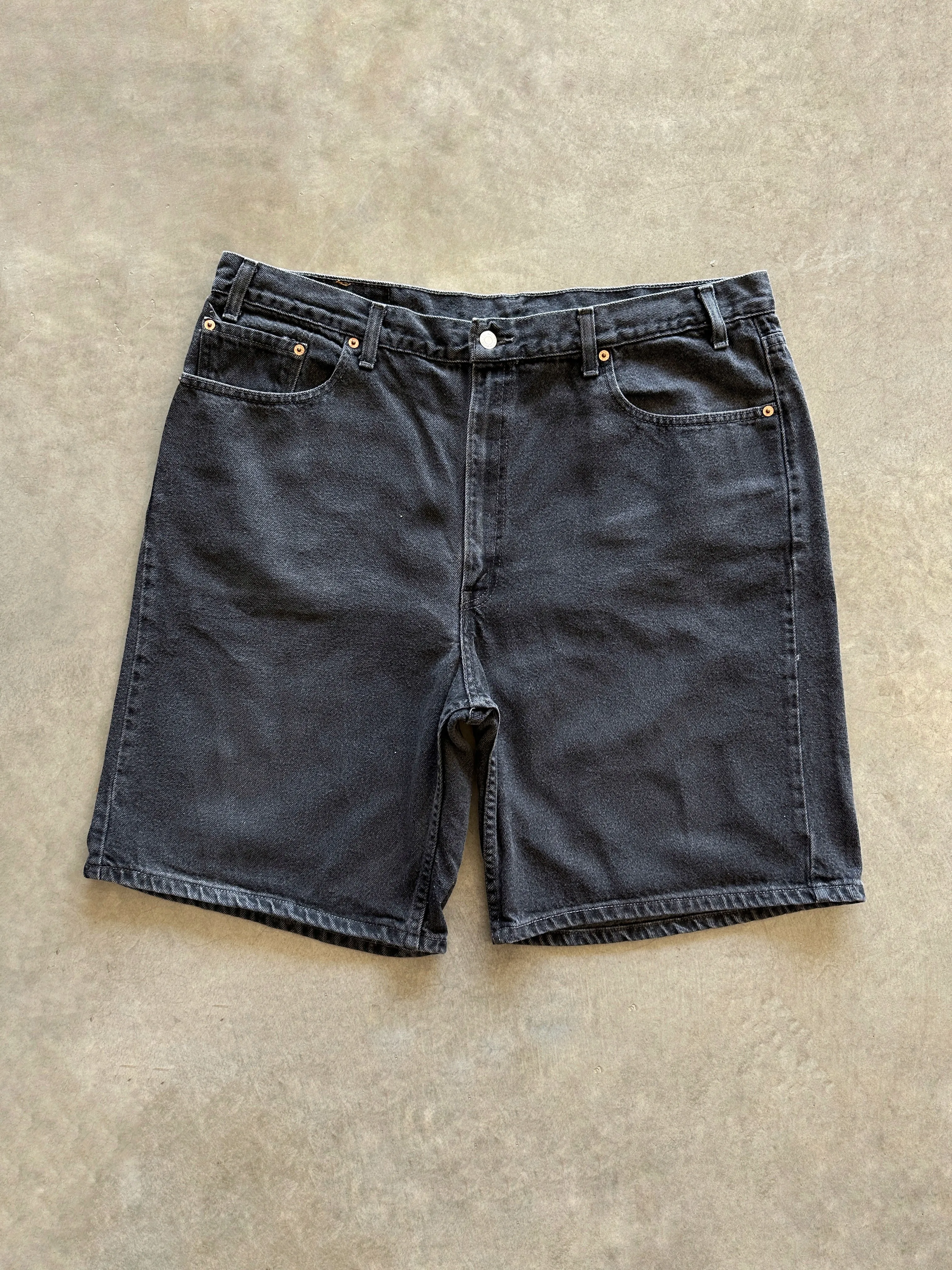 1990s Levis denim shorts (42) Trendy Fashion Clean Aesthetic
