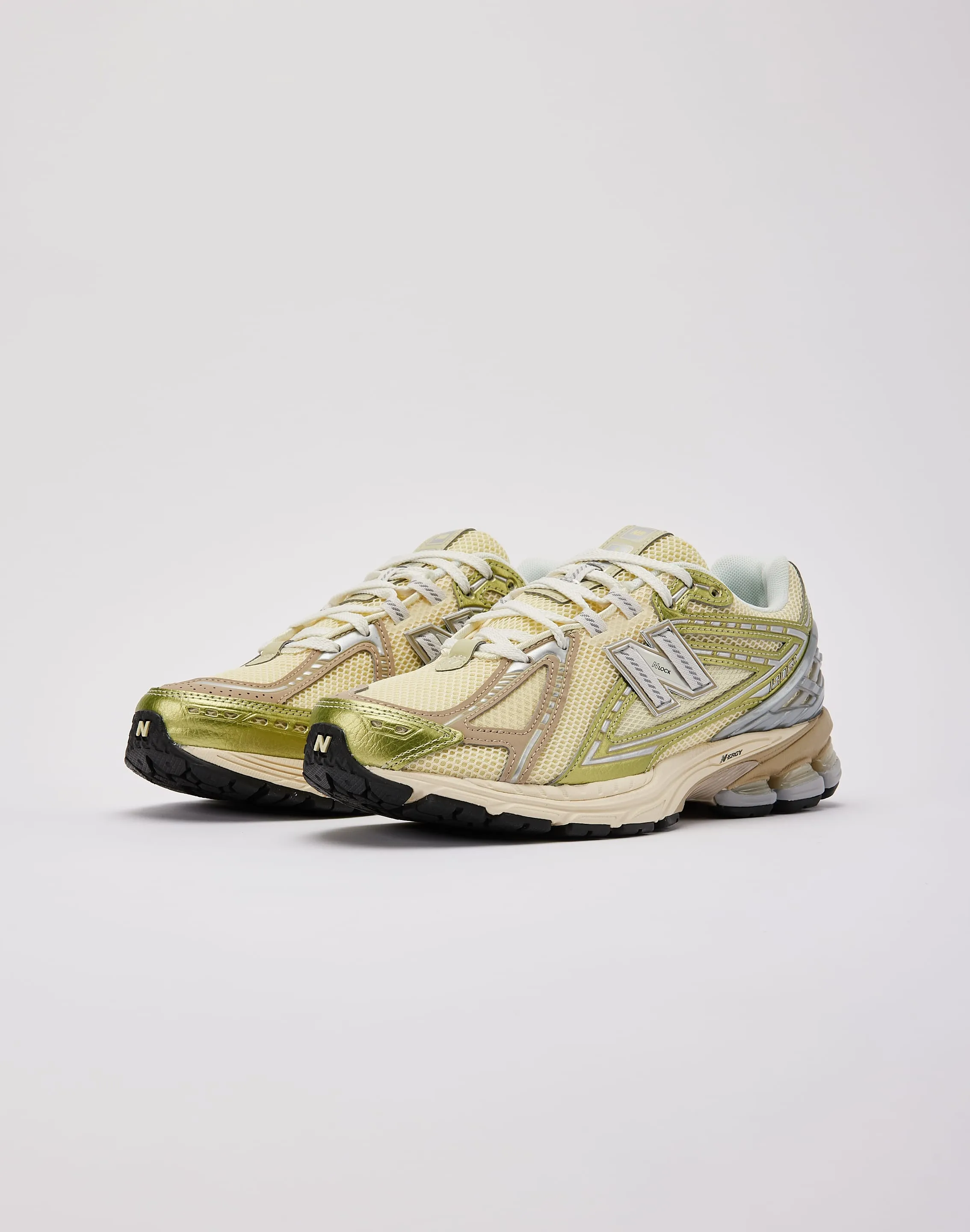 Padded interior New Balance 1906R