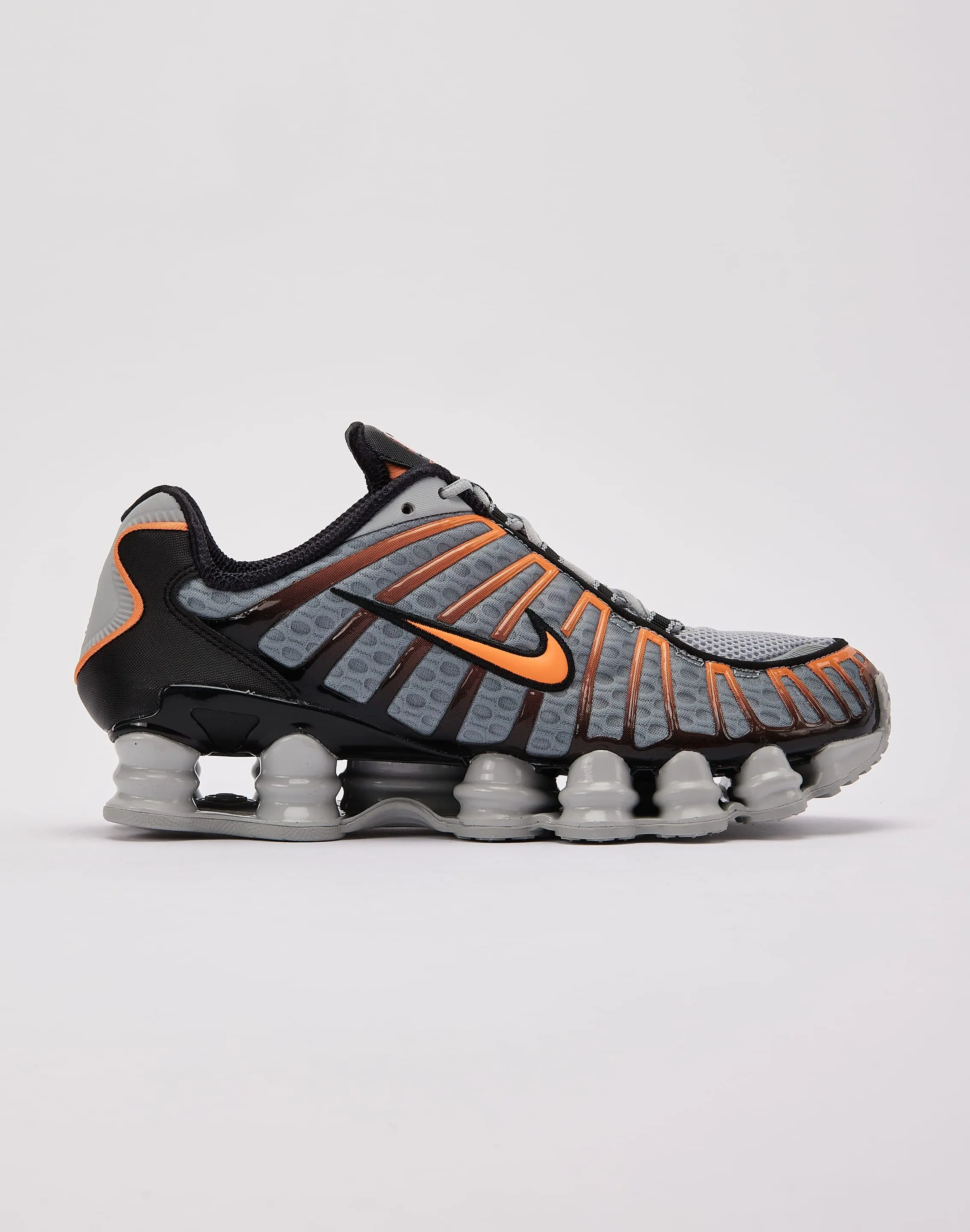 Flexible Motion Zones Traction Outsole Nike Shox TL