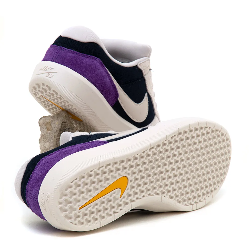 Velvet Rich Force 58 (Obsidian / Lt. Orewood Brown)