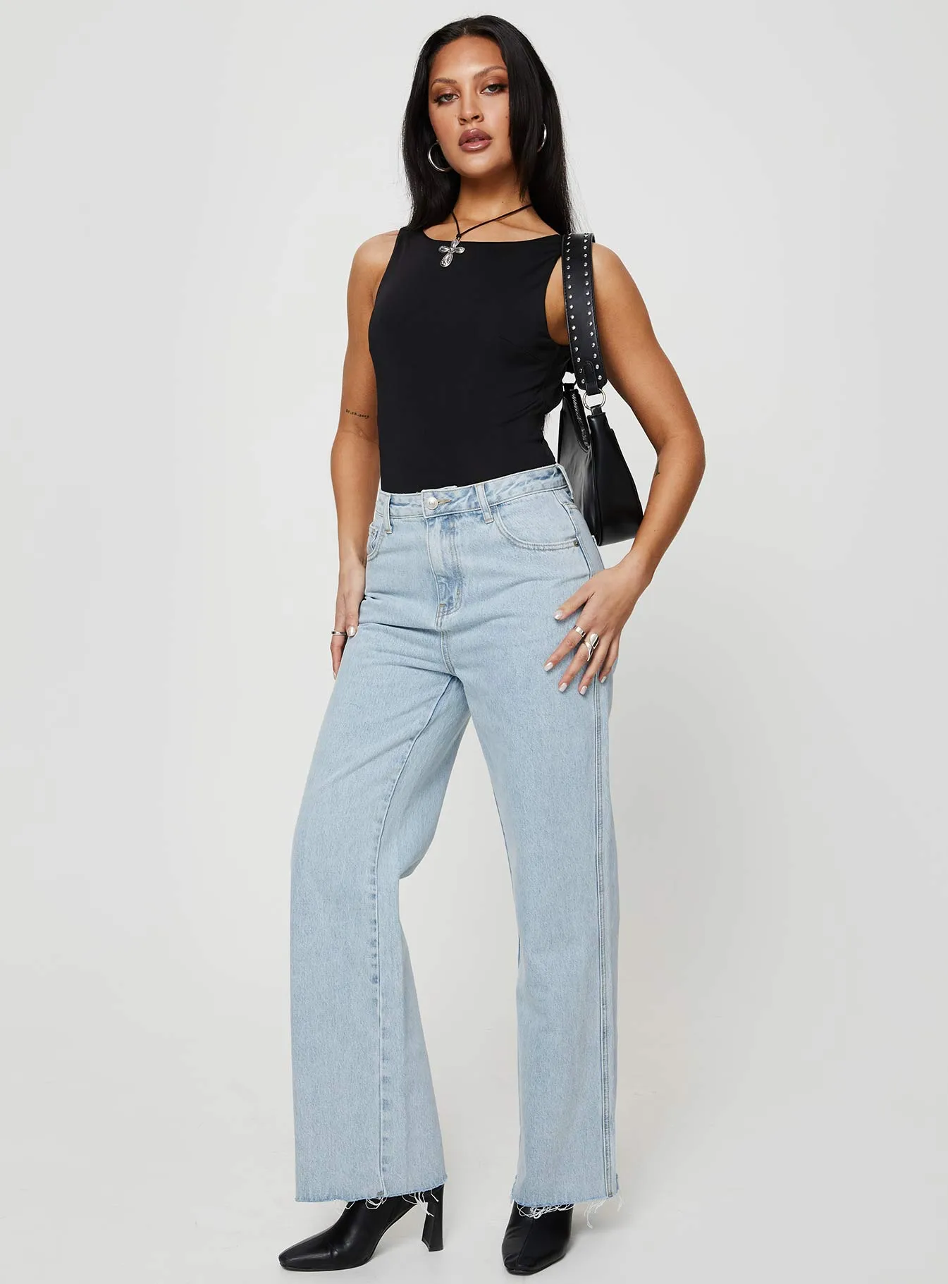 Arlington Straight Leg Denim Jeans Light Wash Tall Non Toxic Textile Certified Spring Mood Party Look Classic