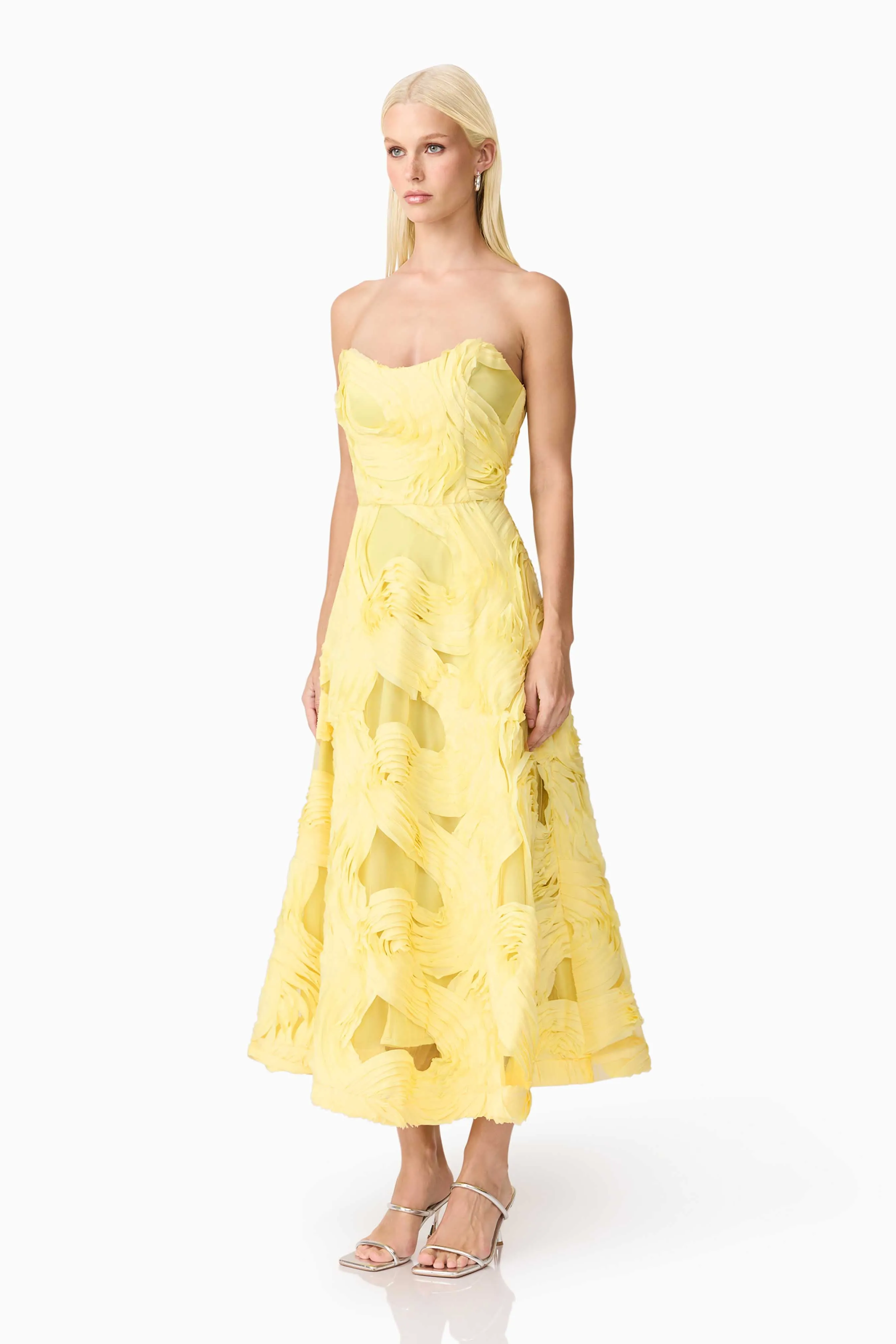 Functional Style Sunset Scene Asher Sweetheart Midi Dress in Yellow
