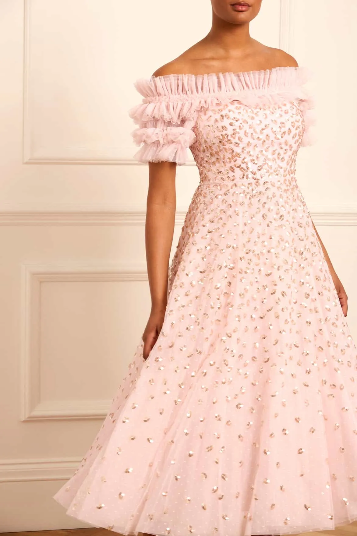 Autumn Leaves Off-Shoulder Ballerina Dress Chic Waistband Design Calm Aesthetic