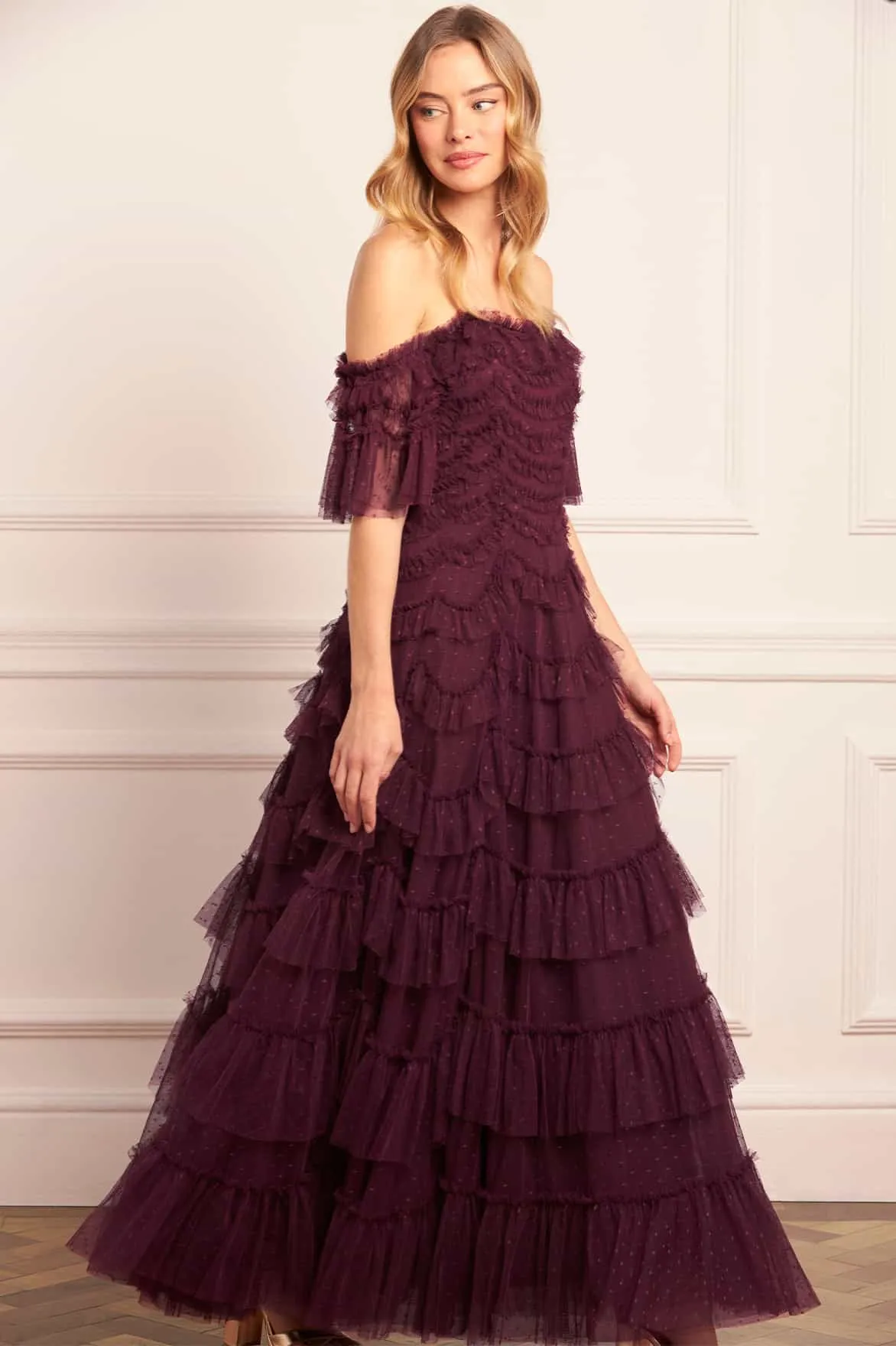 Relaxed-fit gown Daily Favorite Aviana Off-Shoulder Gown