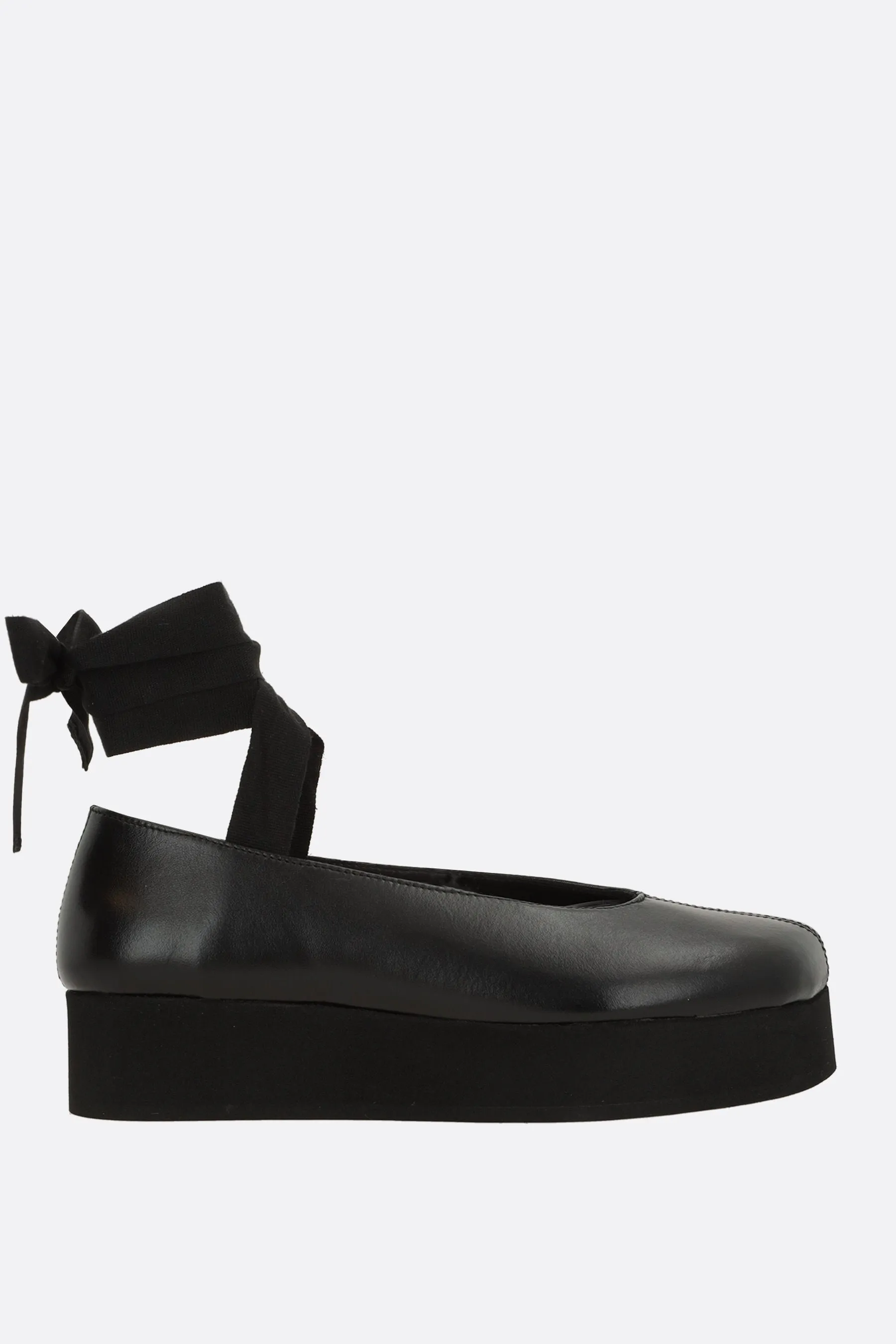 Easy   wear Slip Ease ballet flat in smooth leather