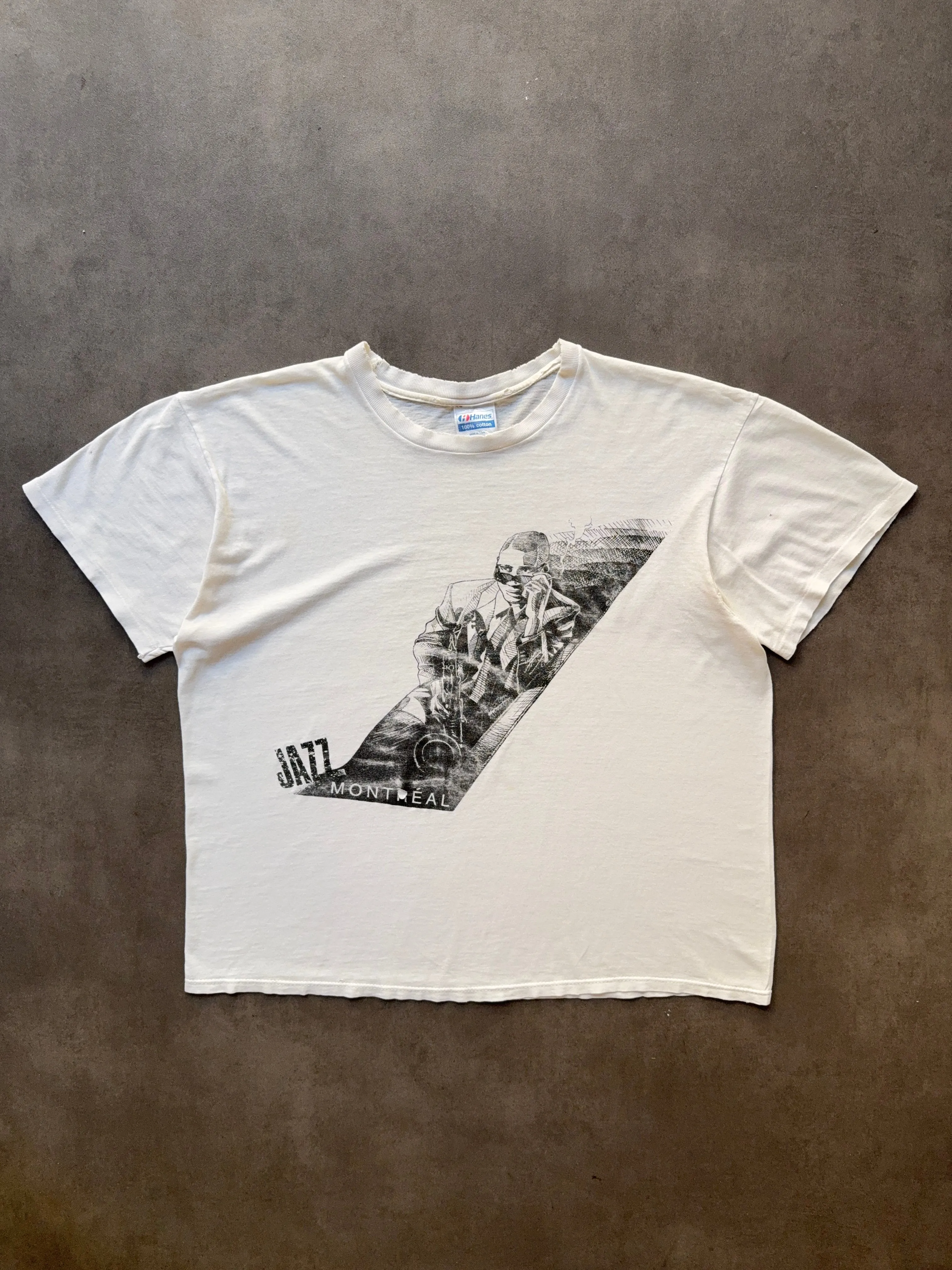 Comfy Comfort Temperature Regulating 1990s Jazz Montreal distressed tee (L)