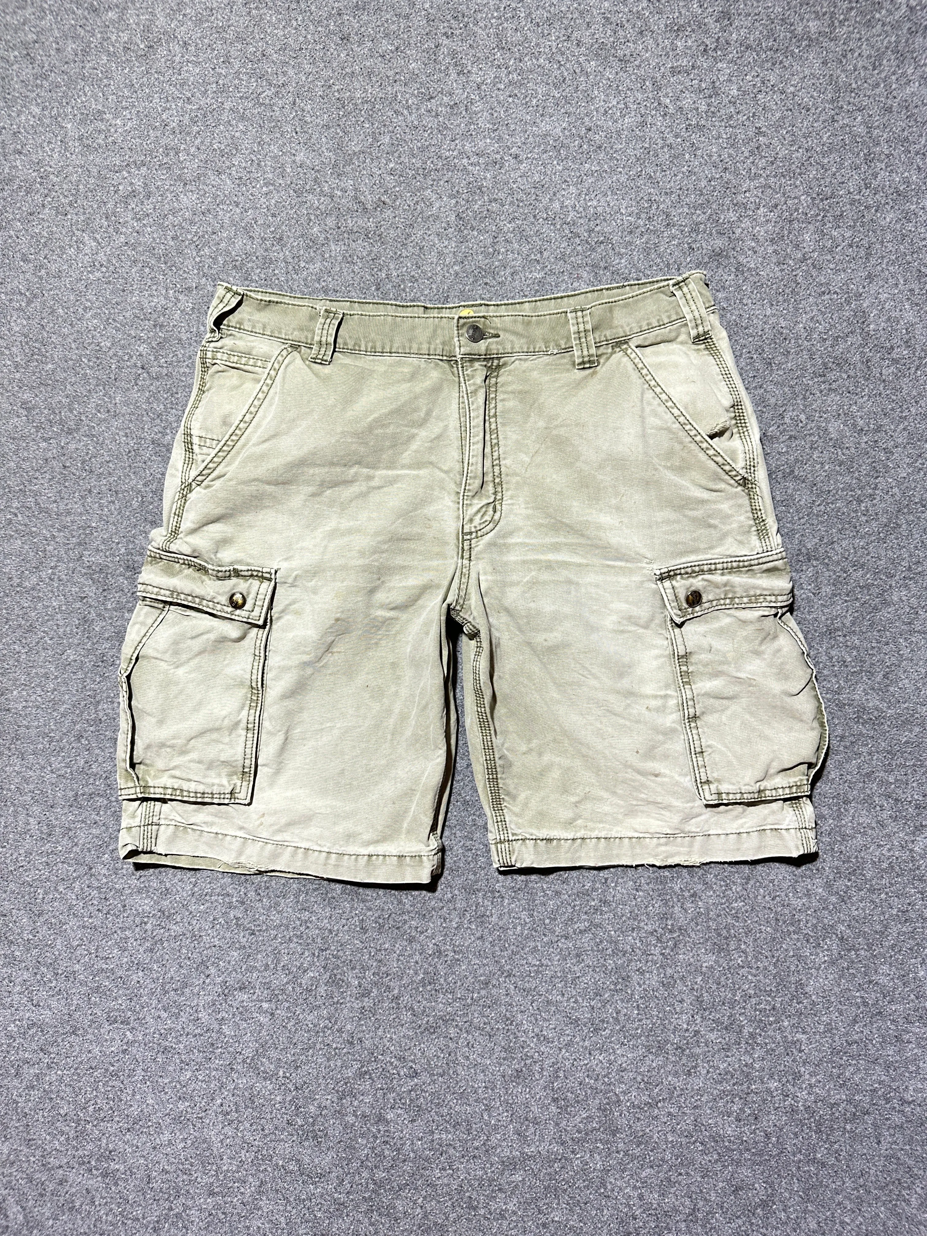 Semi Formal Carhartt cargo shorts (36)