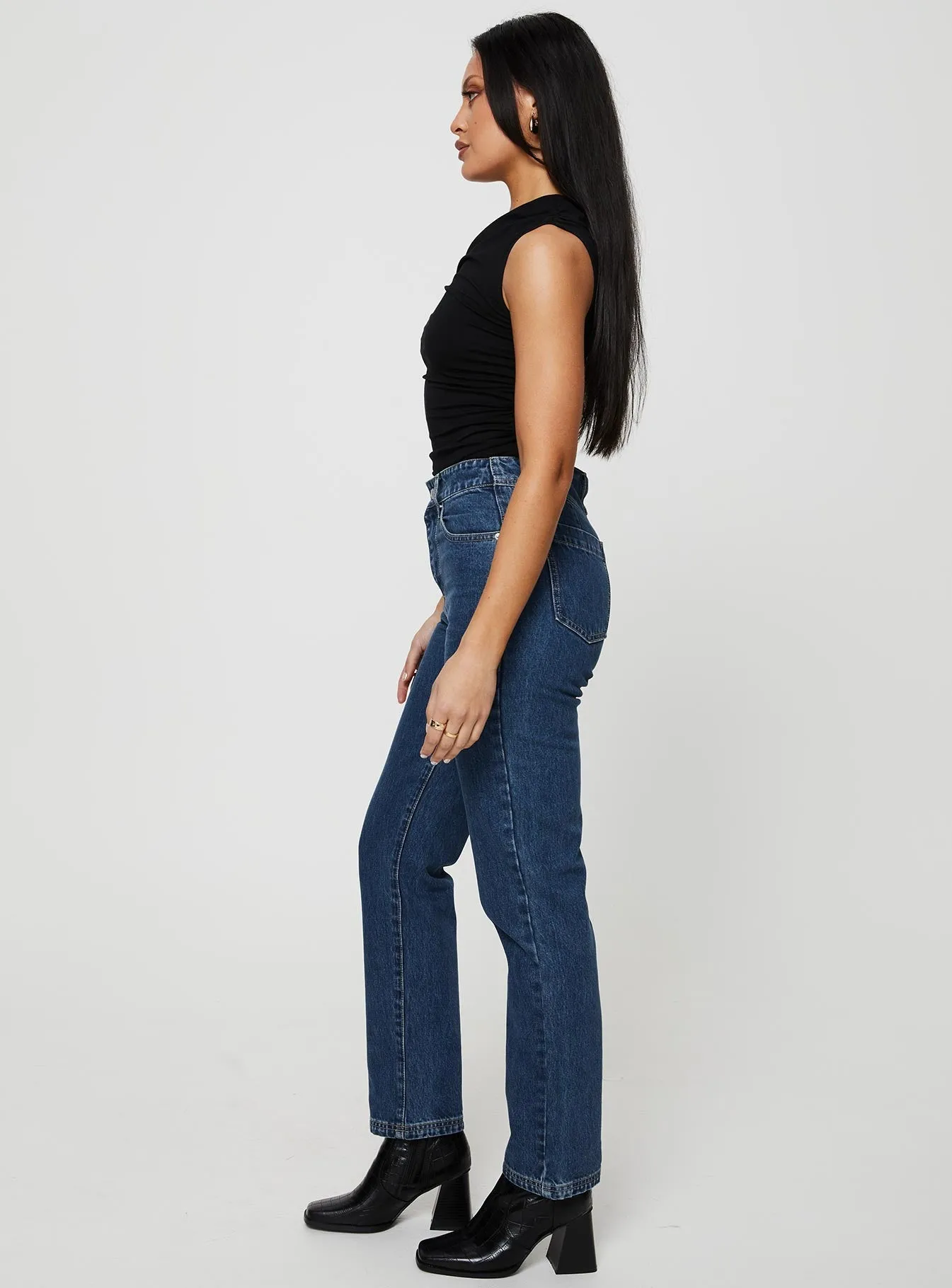Gyoke Jeans Dark Wash Denim Smart Comfort High-waisted