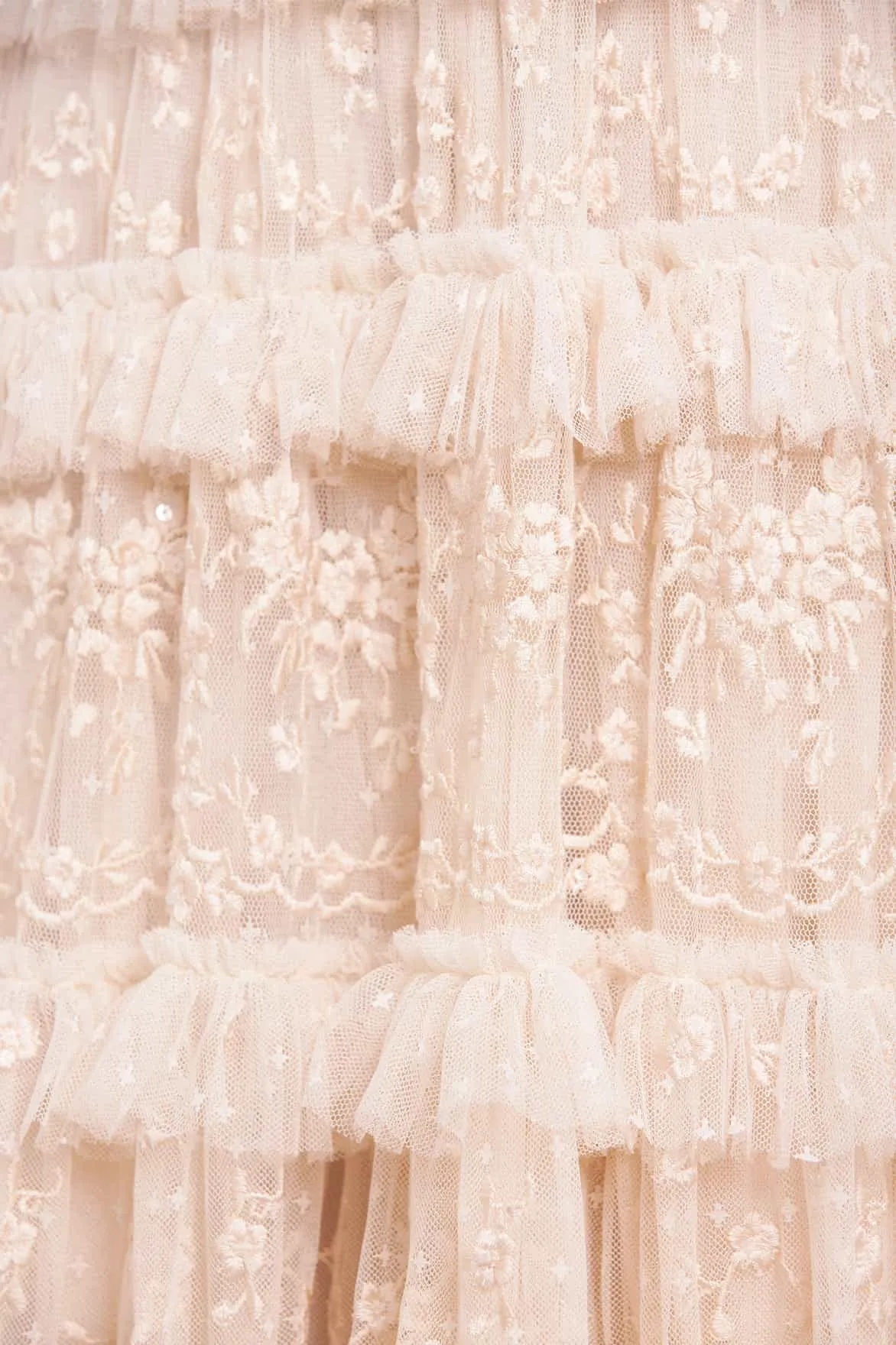 Blossom Lace Ankle Gown Gift-Worthy Chic Silhouette