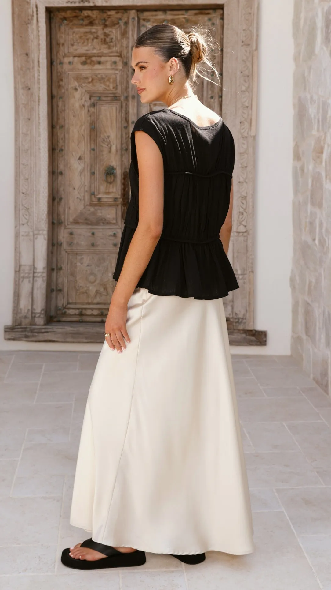 Liora Top - Black ChafeResistant Seams Euro Mood