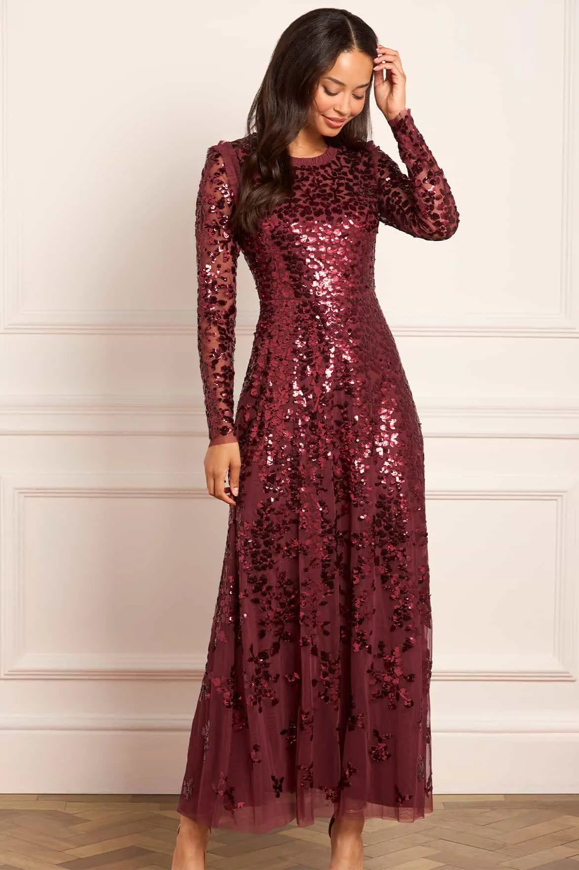 Cute Touch Rosanna Lattice Round Neck Gown