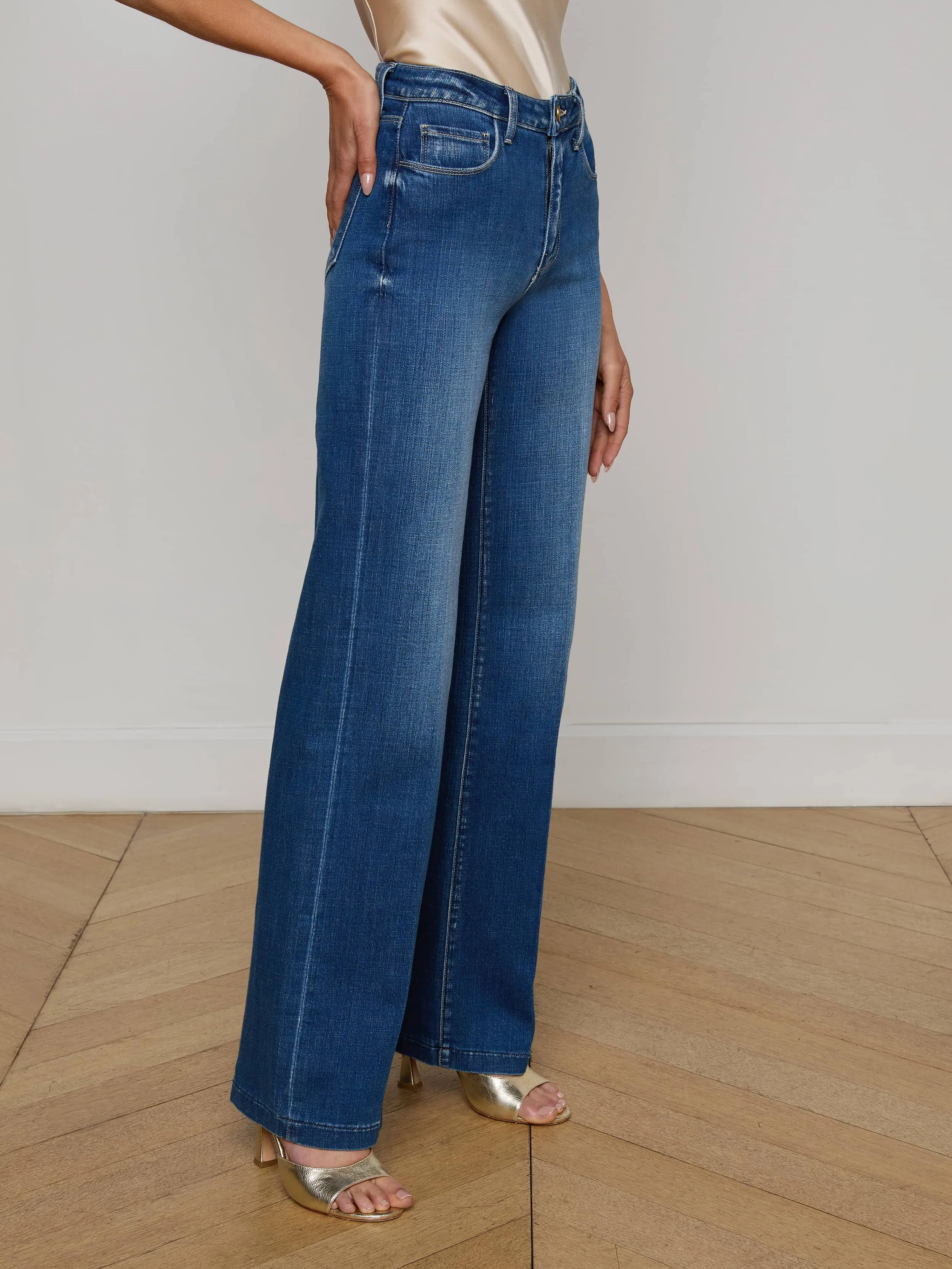 Clayton Wide-Leg Jean Minimalist Style Festival Outfit Loose Sporty Look