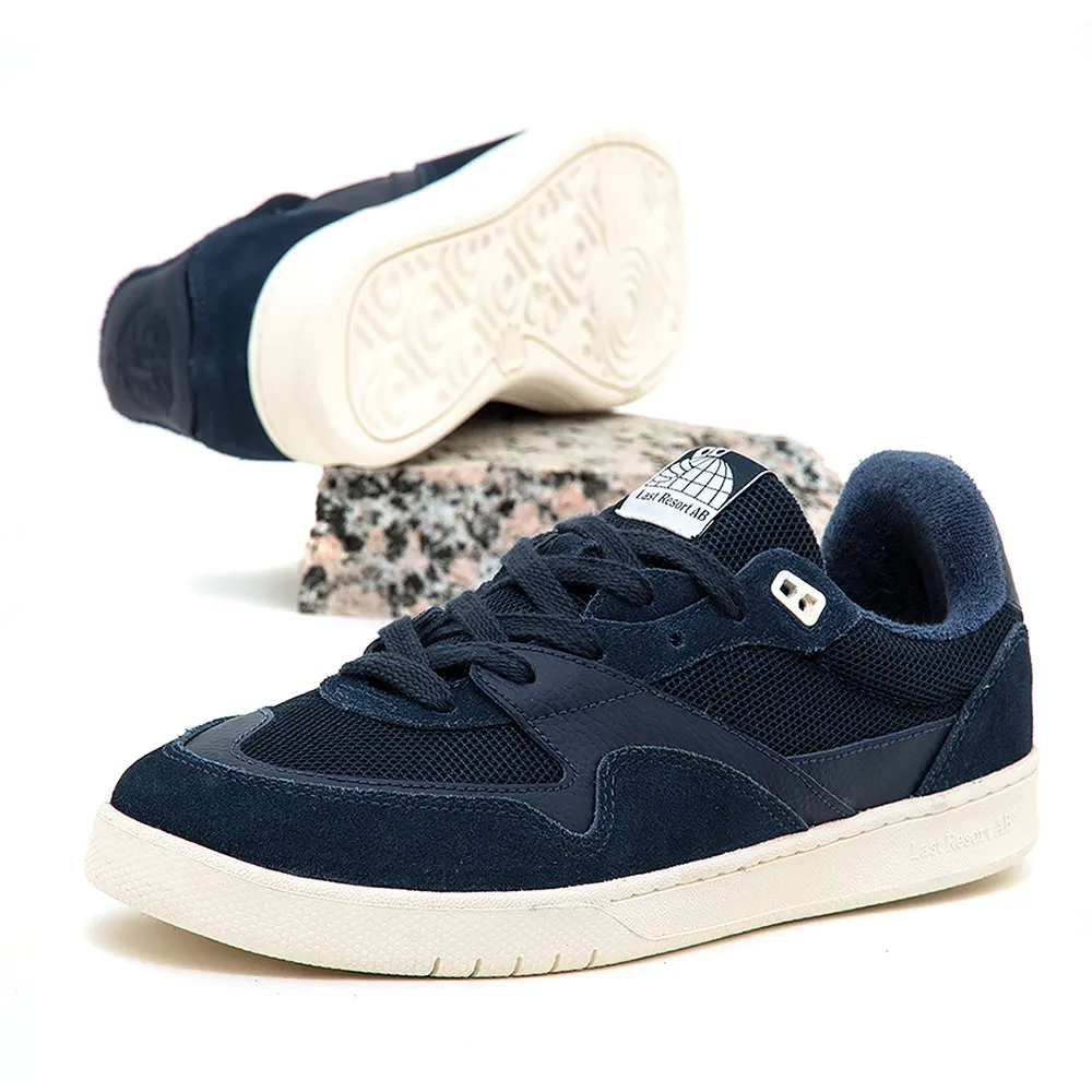 CM002 Lo (Dark Navy / White) Lightweight Design Icon Edge