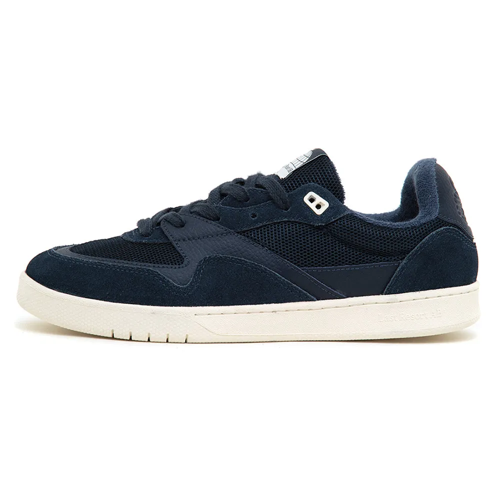 CM002 Lo (Dark Navy / White) Wind Safe Height Plus