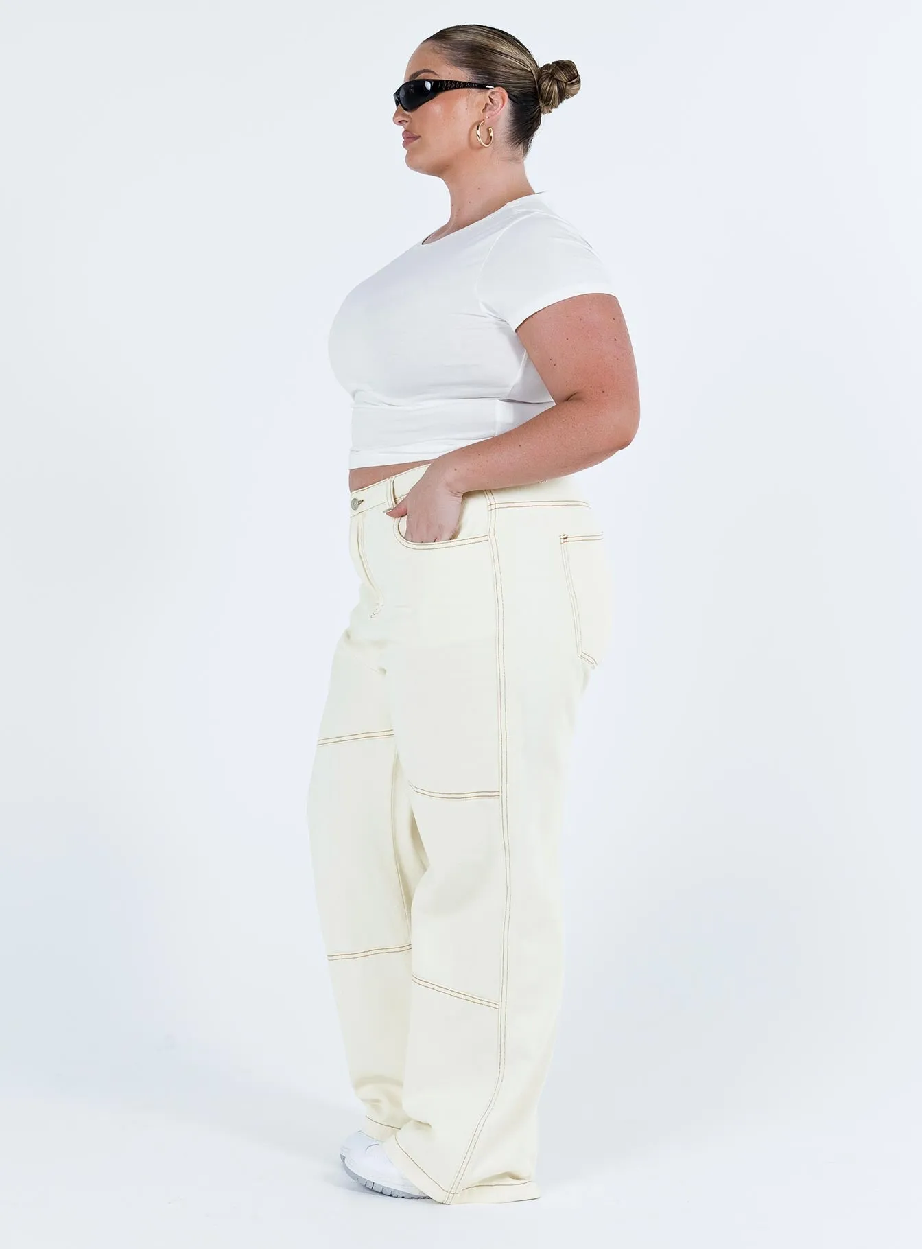 Copeland Jeans White Curve Spring Mood Bold Chic Design