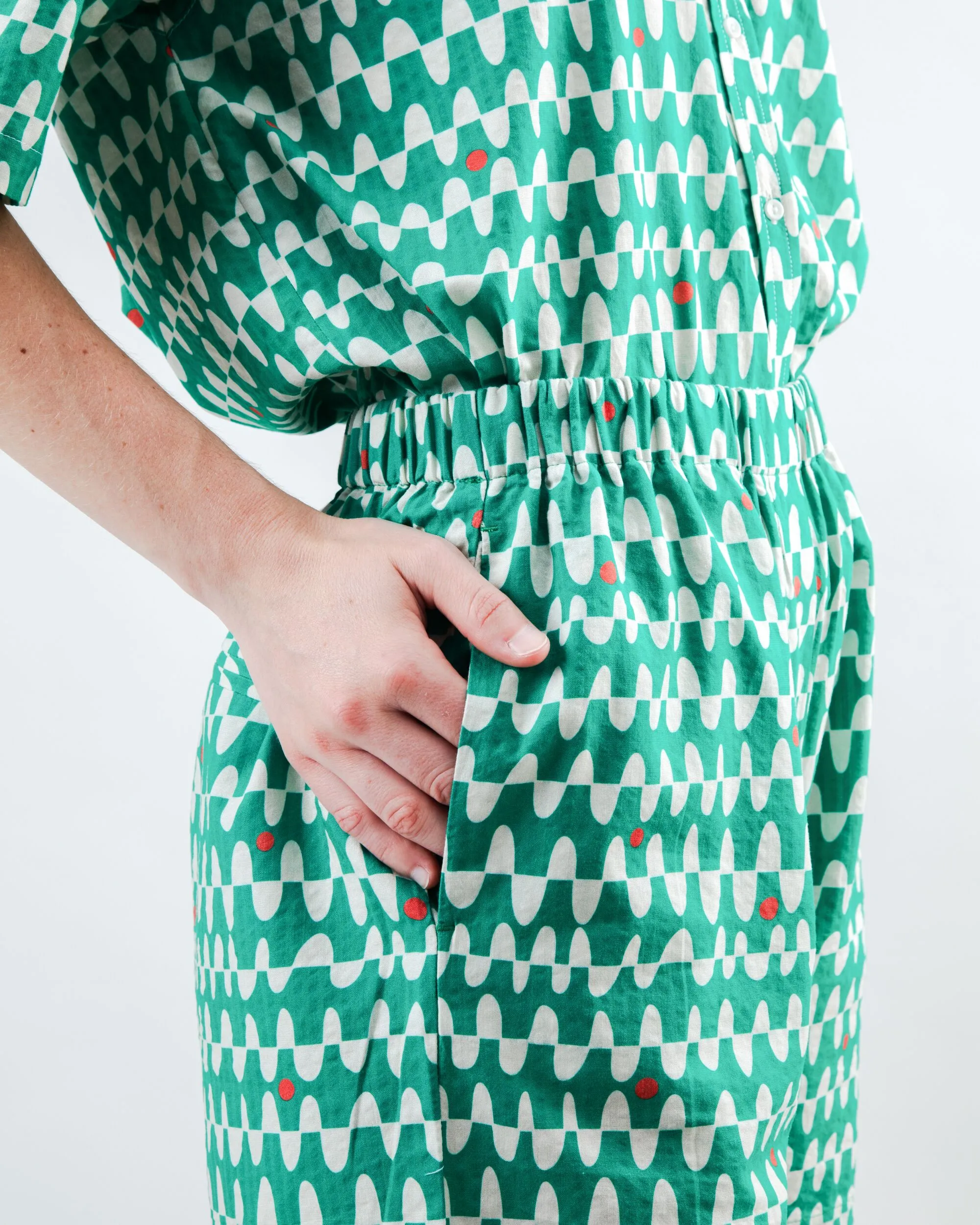 Sunset Roxy Short Green Comfortable Waistband Sports Comfort