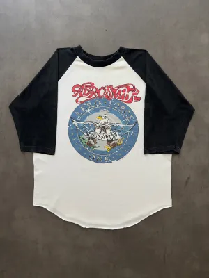 Fashion-Forward Fit 1990s Aerosmith raglan faded tee (L)