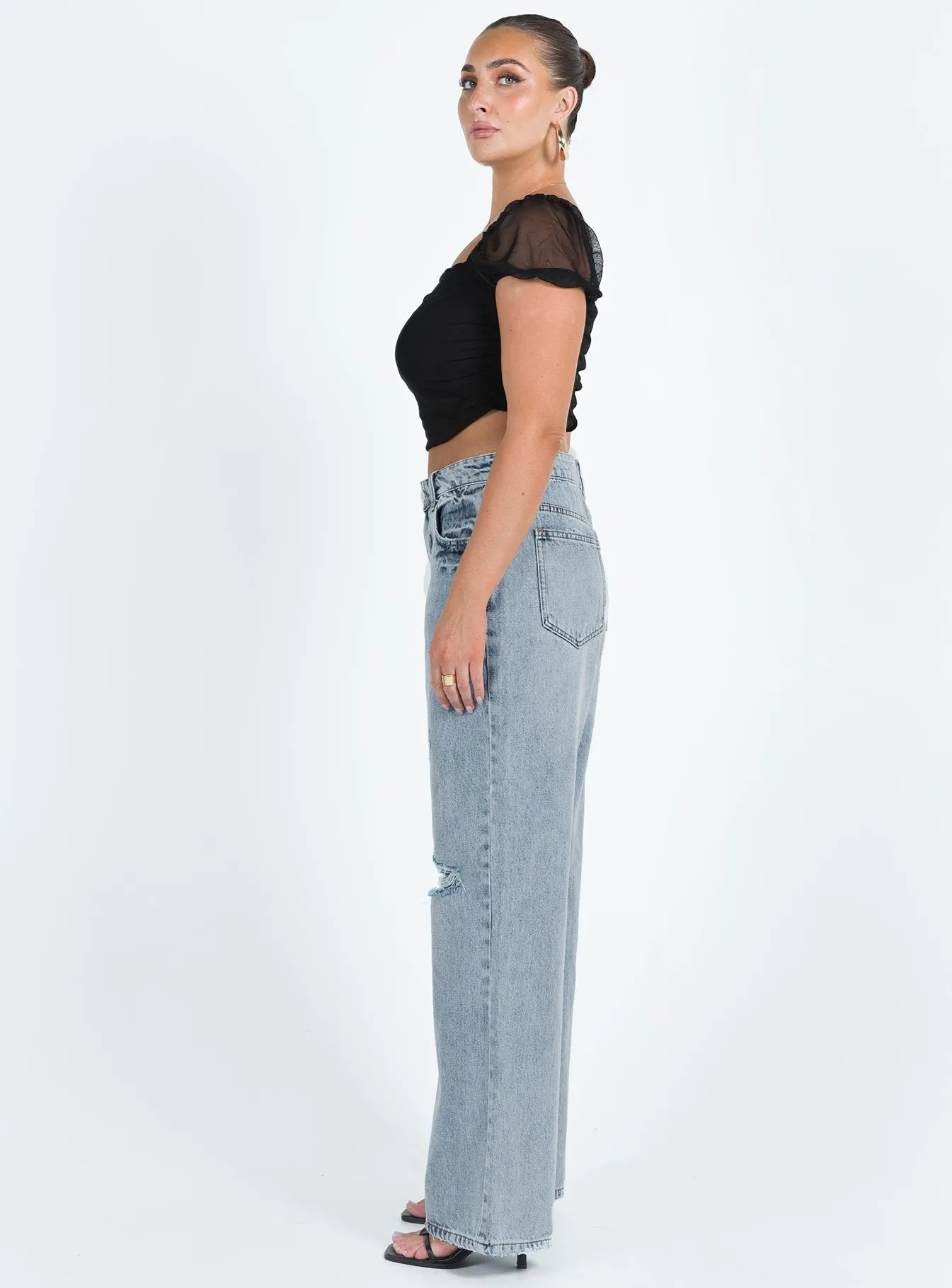Fashion Must-Have Corrina Jeans Mid Wash Denim