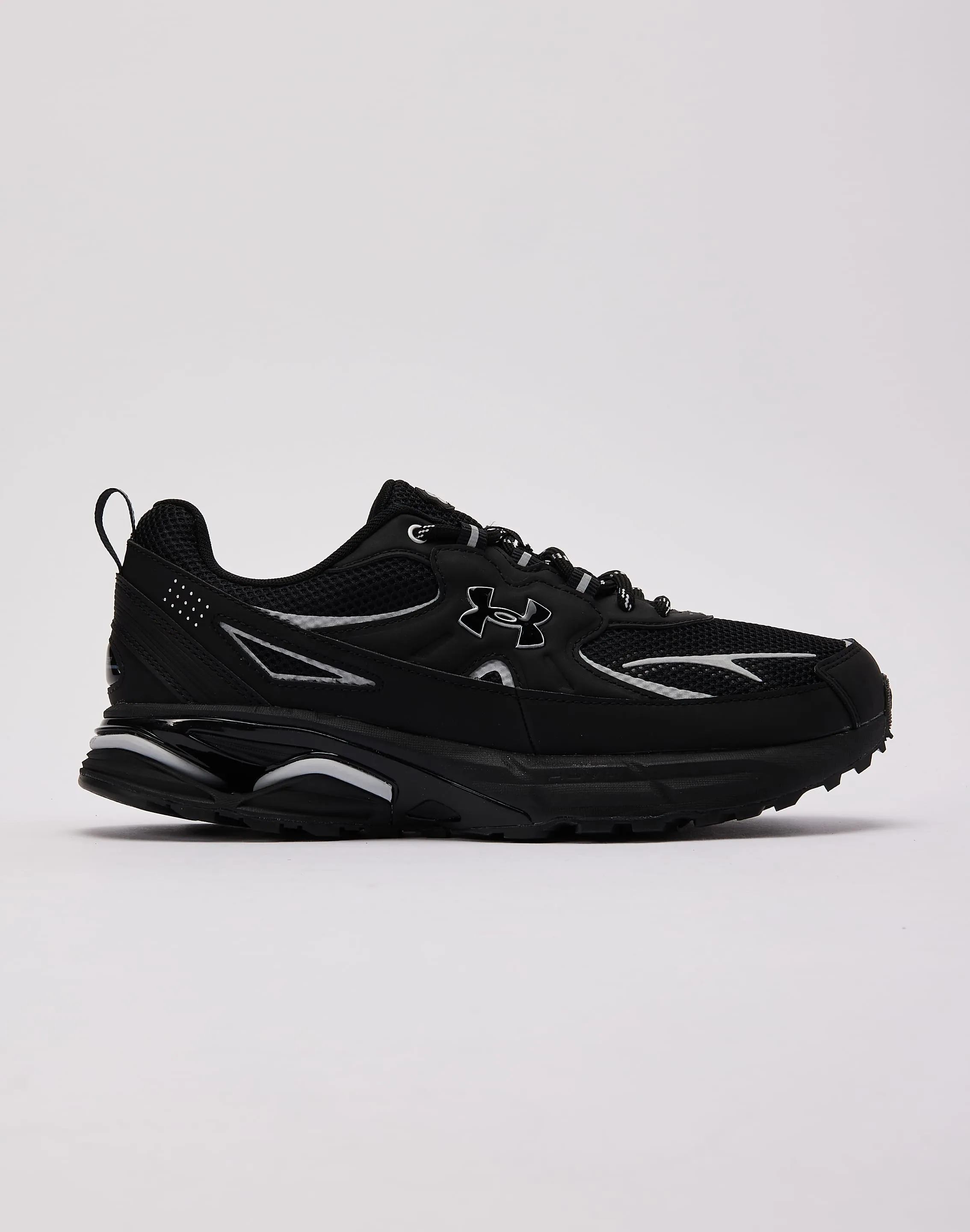 Under Armour Apparition Tech low - profile shoes rough shoes