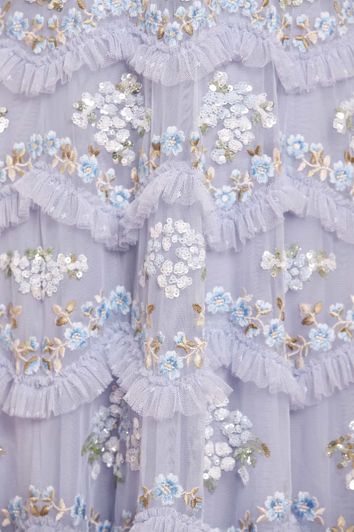 Sleek Outline Daisy Wave Ankle Gown