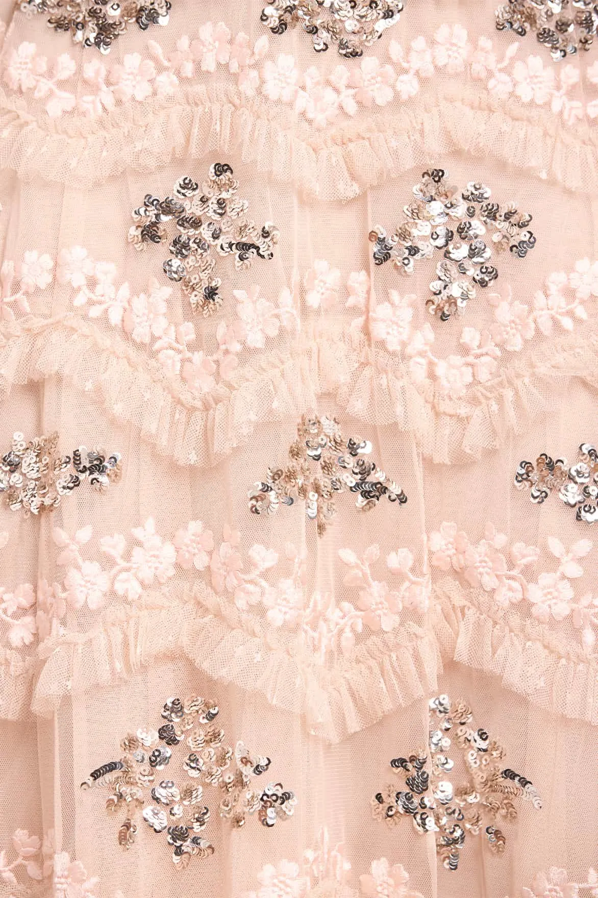 Statement Look Daisy Wave Ankle Gown