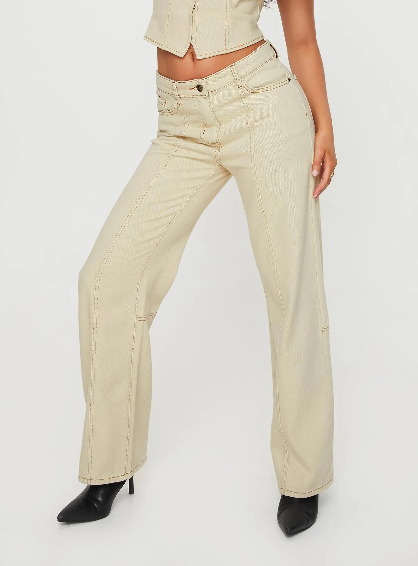 Dawson Jeans Ecru Relaxed Aesthetic