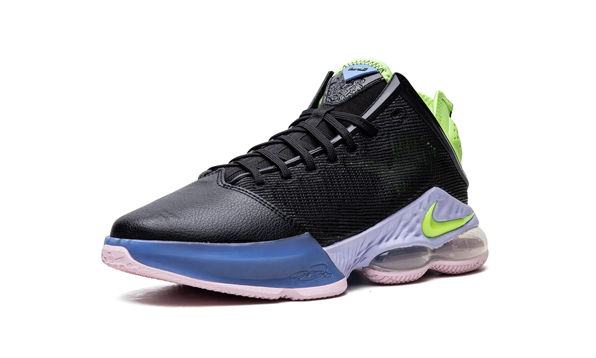 LeBron 19 Low "Black / Ghost Green" running in the cold shoes Half - size up
