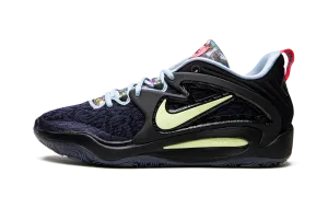 KD 15 "New Beginnings" professional runner