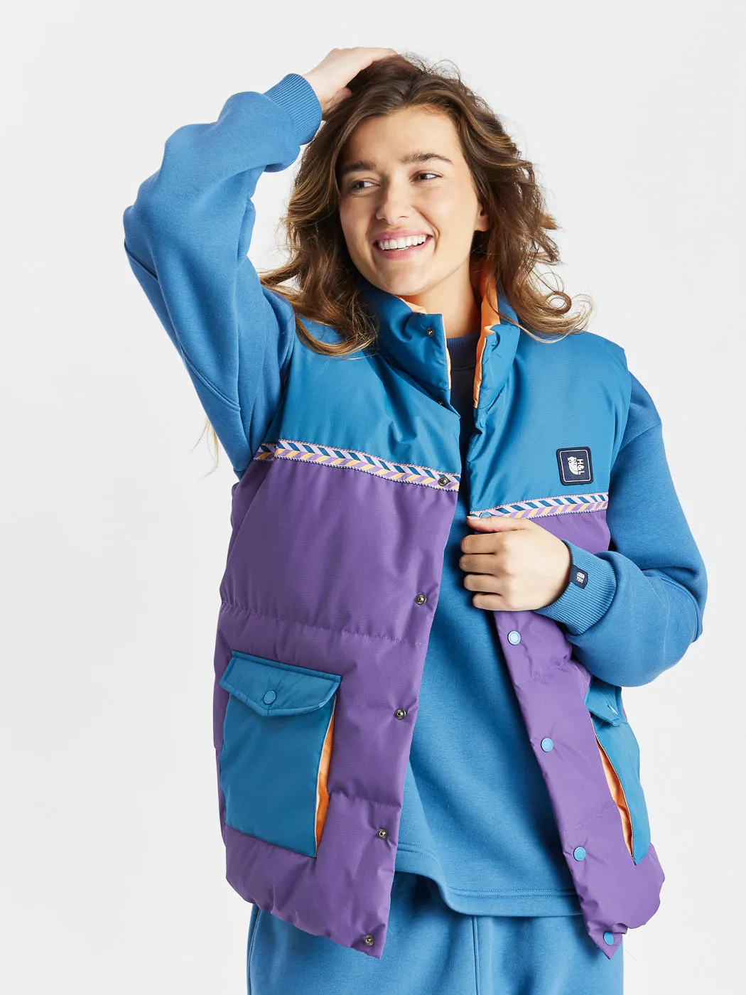 Minimal Travel Look Snap Closure System Echo Puffer Gilet