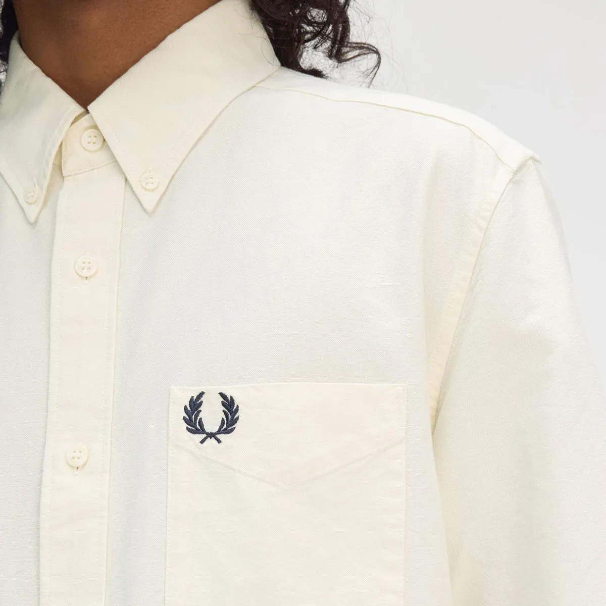 Fred Perry - Oxford SS Shirt in Ecru Versatile Piece Lightweight Layer