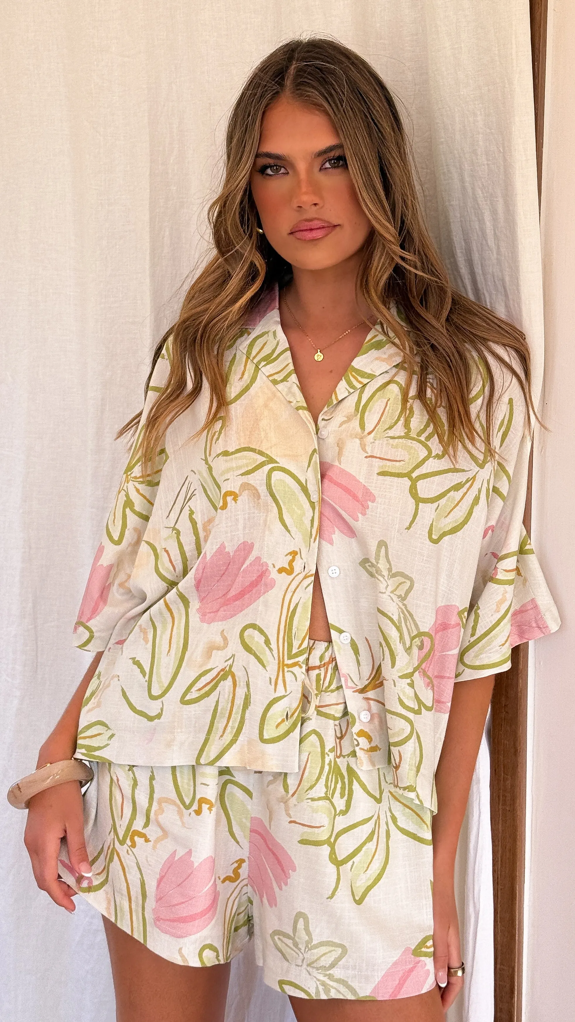 Clear Glow Comfort Design Edita Button Up Shirt - Primavera Print