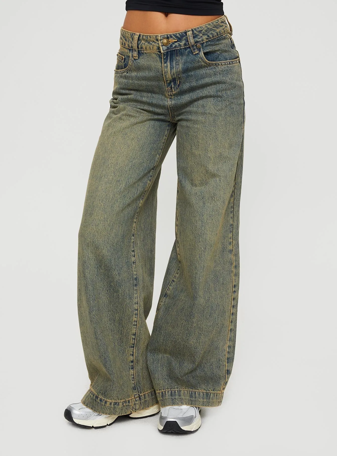 Loose Outdoor Adventure Work Meeting Tap In Mid Rise Jeans Tea Wash