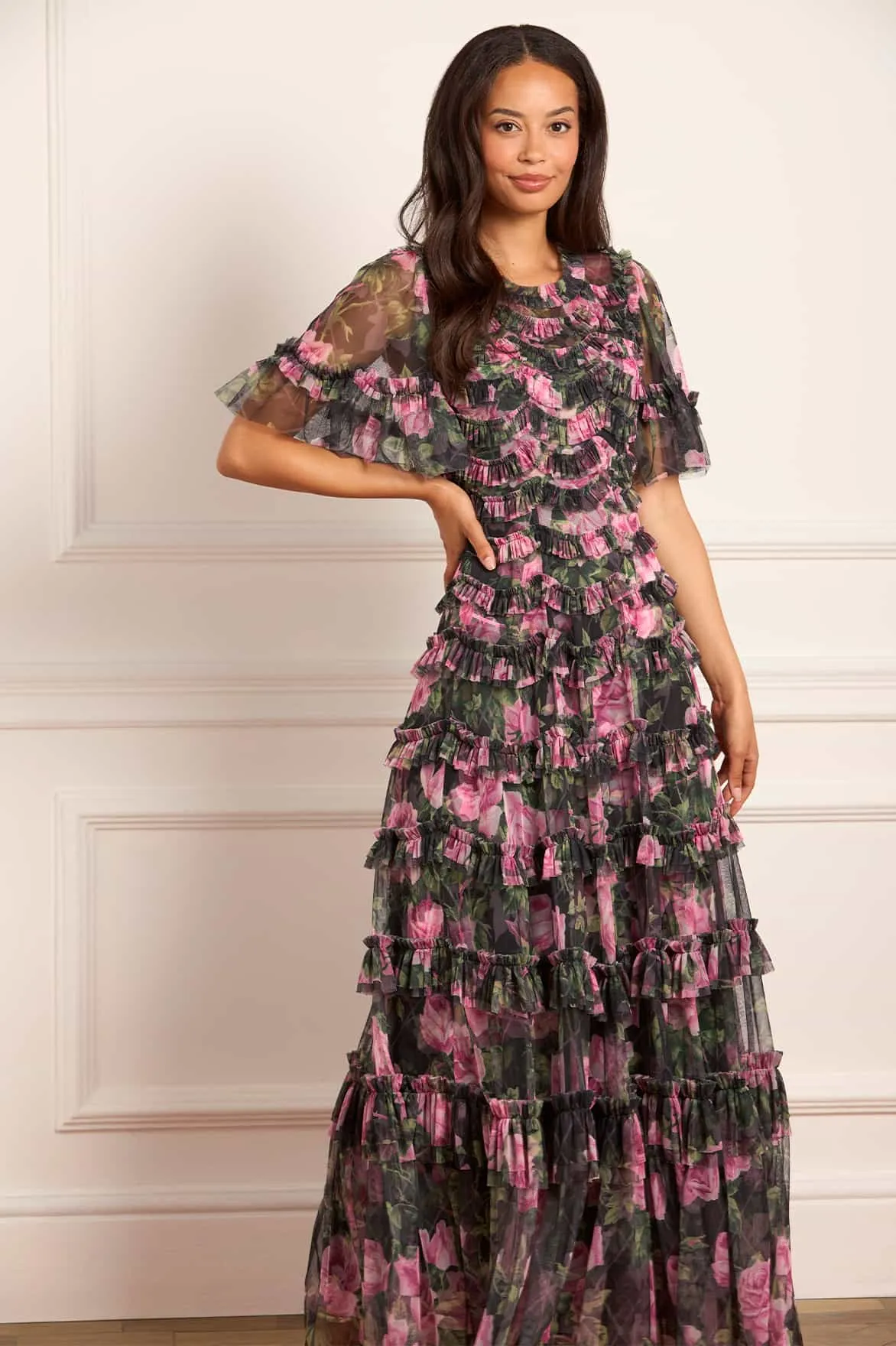 Luxe Mood Cap-Sleeve Rose Vine Round Neck Gown