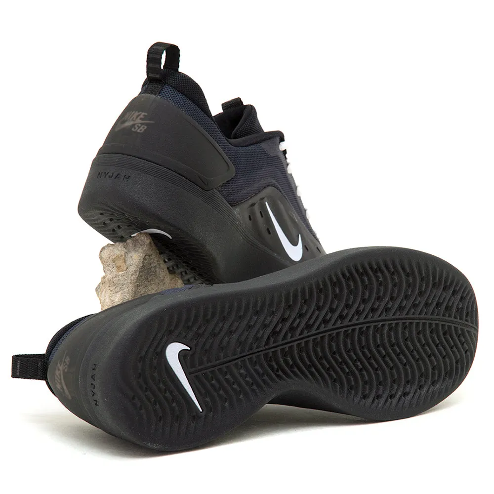 Zoom Nyjah 4 (Black / Black) Fast pace Ankle Collar Padding