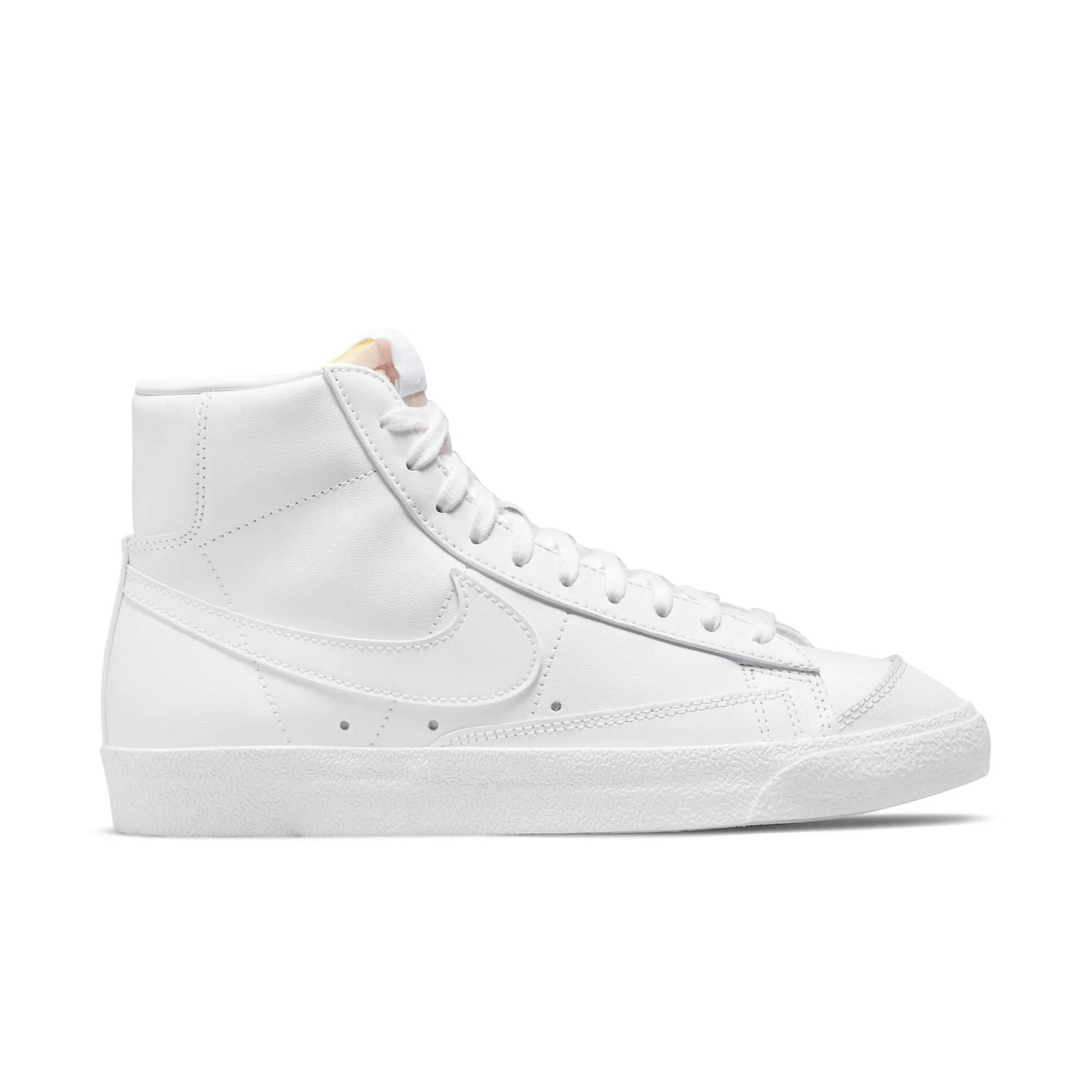 Compression Fit Women's Nike Blazer Mid