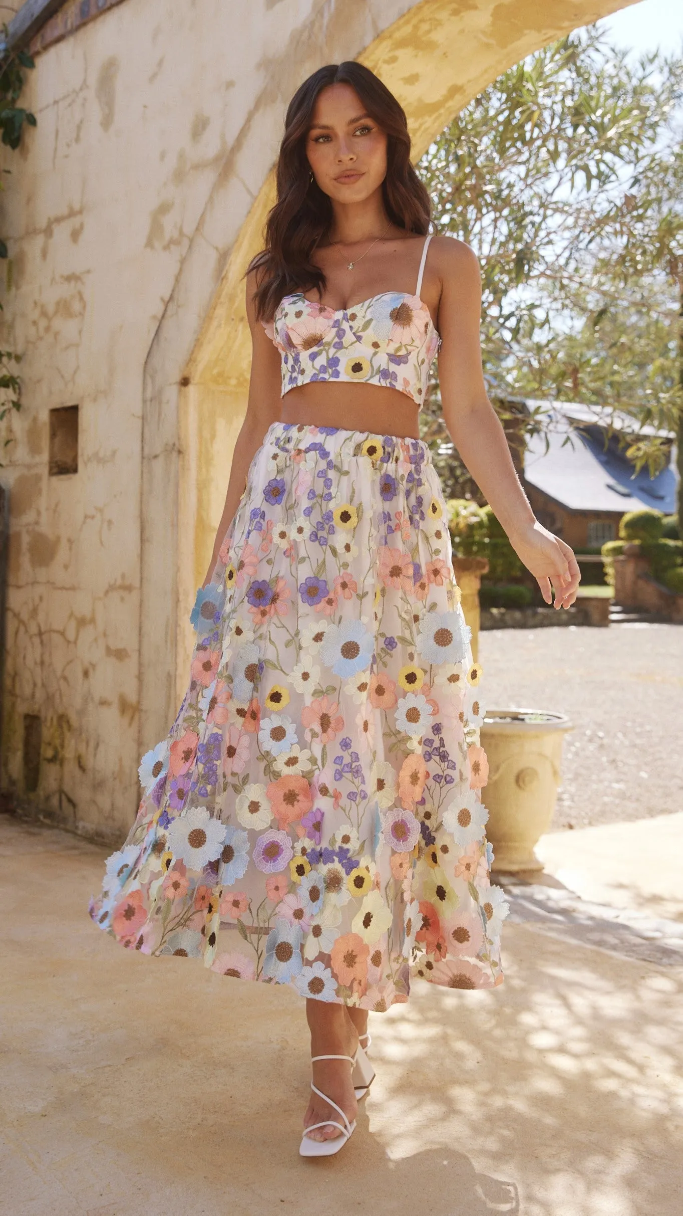 Naja Crop Top - Multi Floral Elegant Pants QuickDry Technology