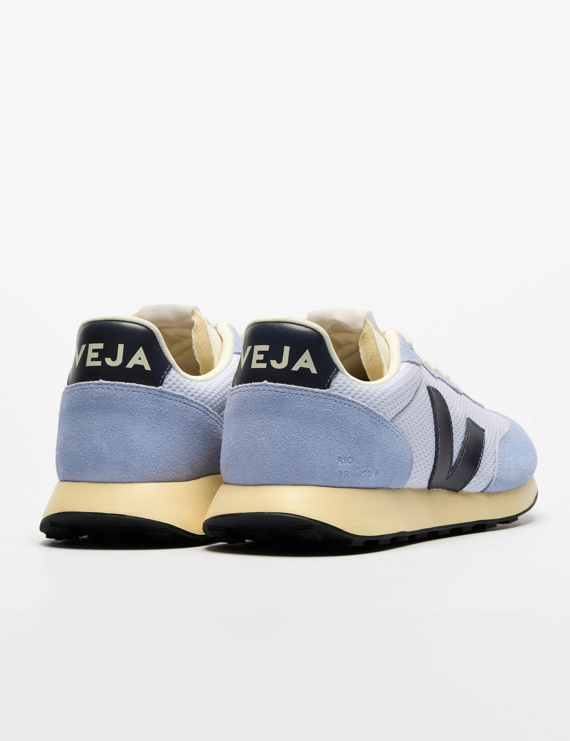 Picnic Mood Warm Interior Rio Branco II Alveomesh - Swan Nautico