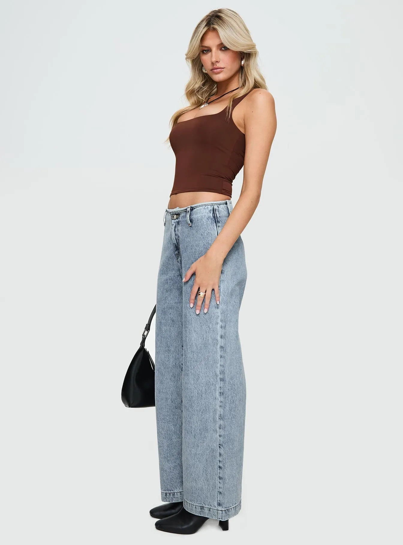 Thaddeus Jeans Mid Wash Everyday Favorite Trend Setter Road Trip Casual