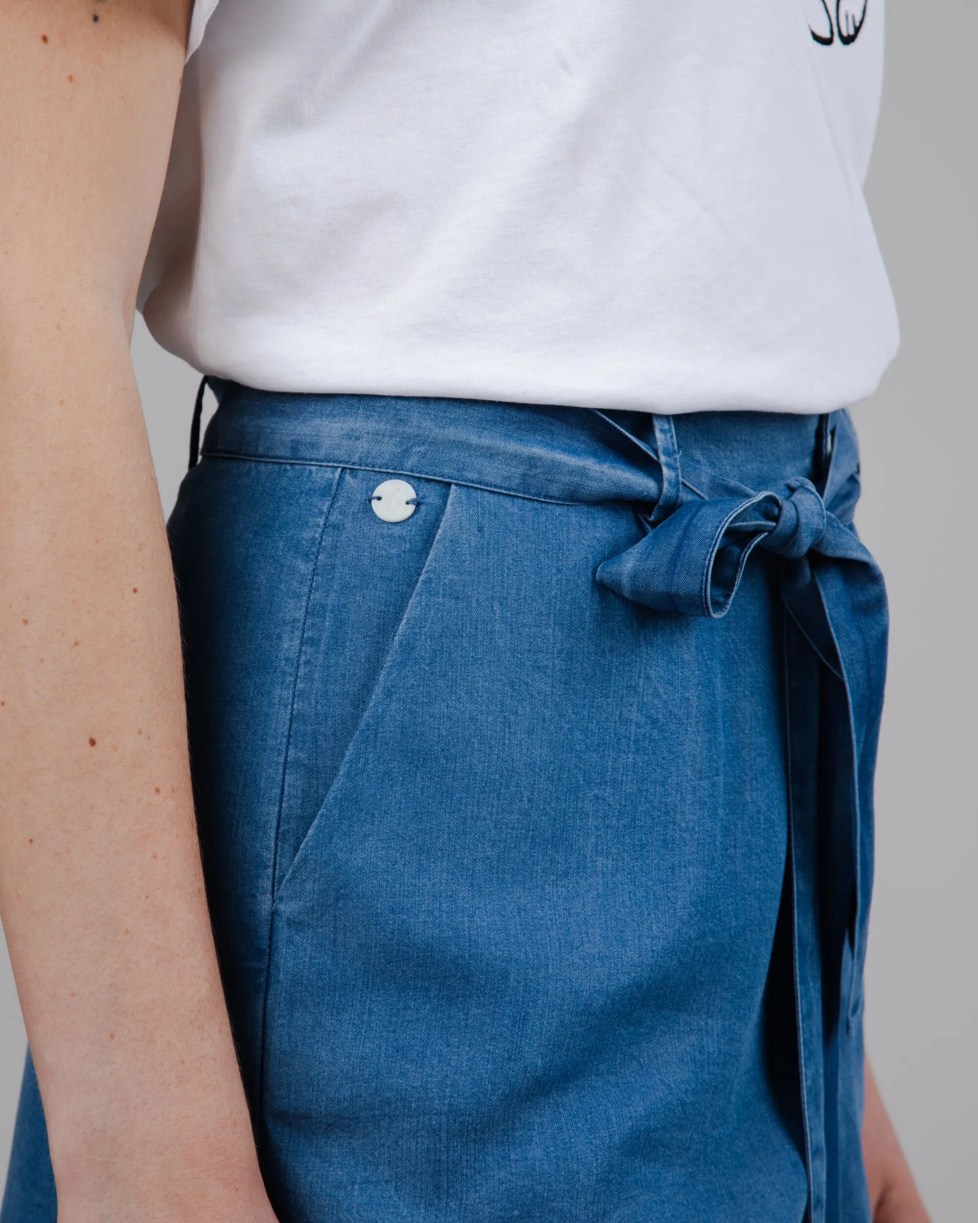 sustainable product Chafe Resistant Edges Indigo Belted Shorts Blue