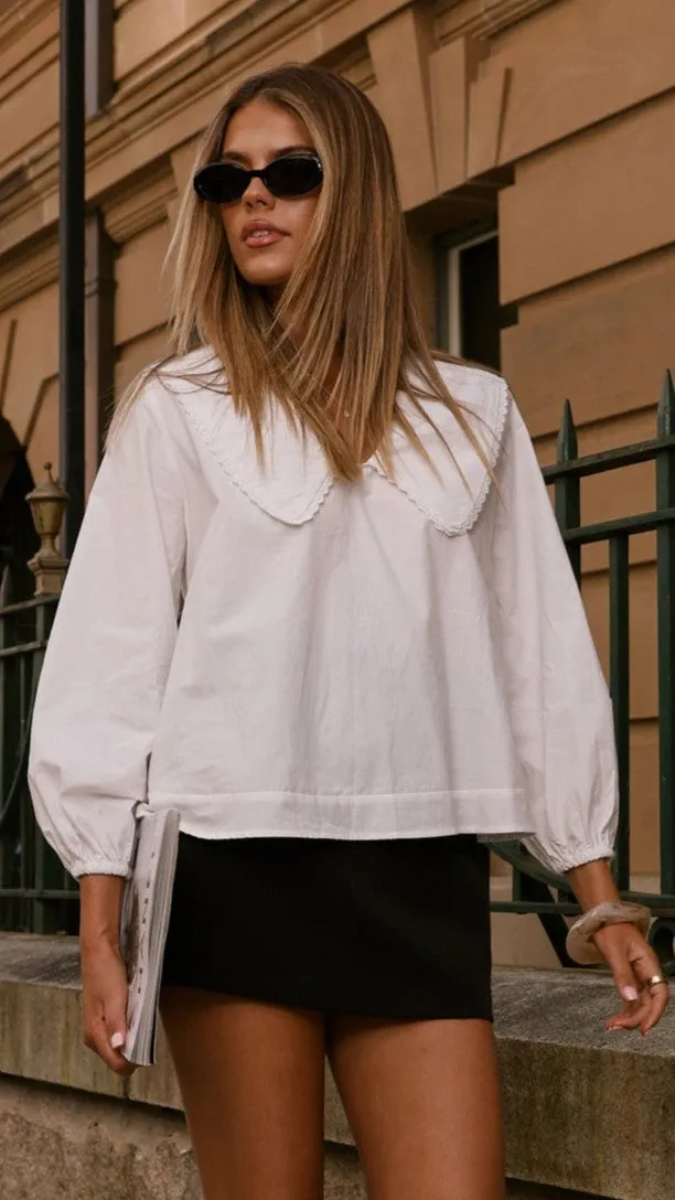 Collapsible Hood Blaire Collared Top - White