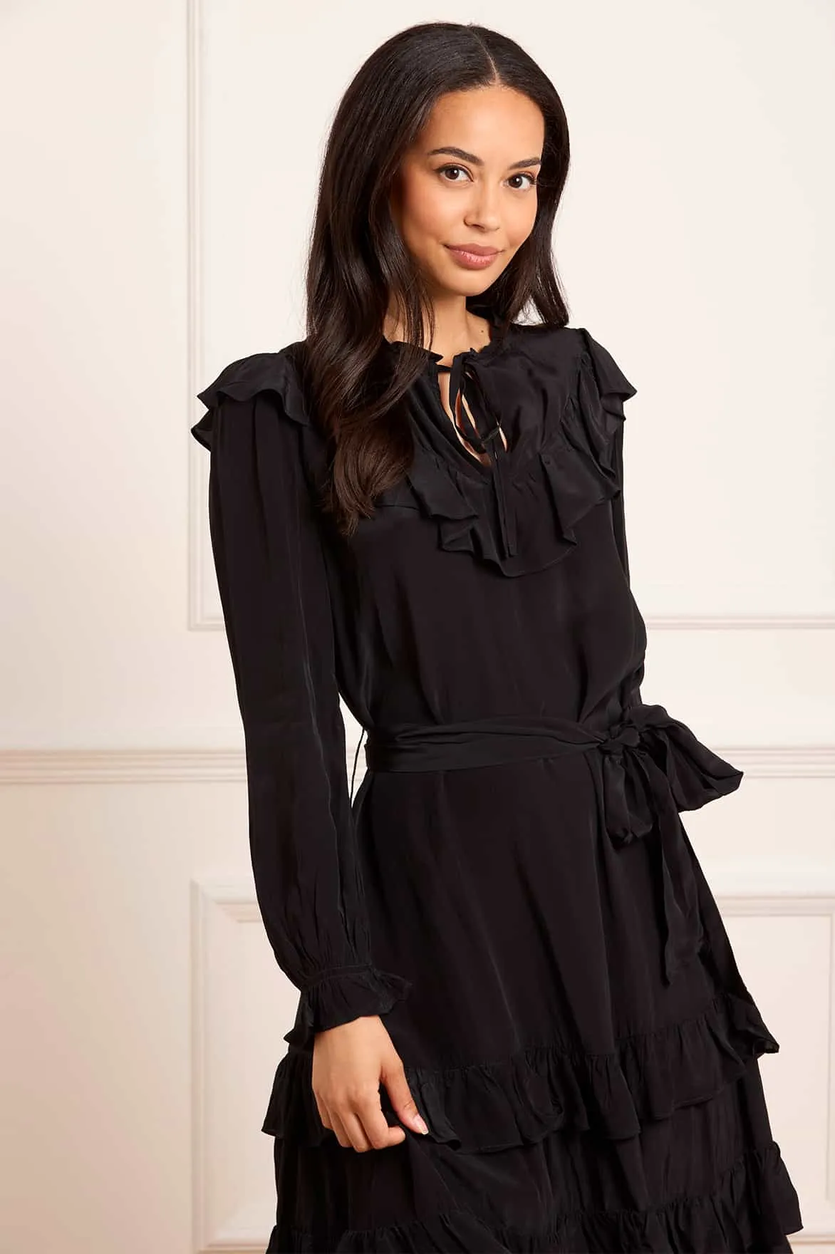 Joelle Crepe Midaxi Dress Scoop-Neck