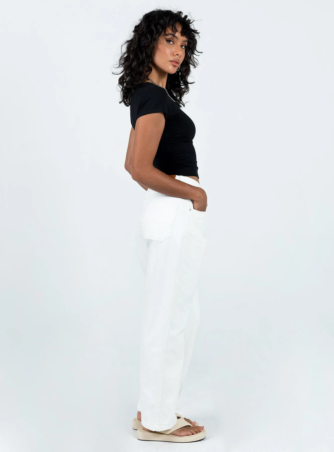Chic Design Look Eco Friendly Date Night Karana Slouch Jeans Ivory