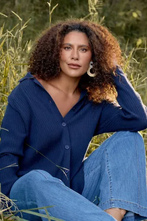 Adventure Day Look Knitted Cardigan in Navy