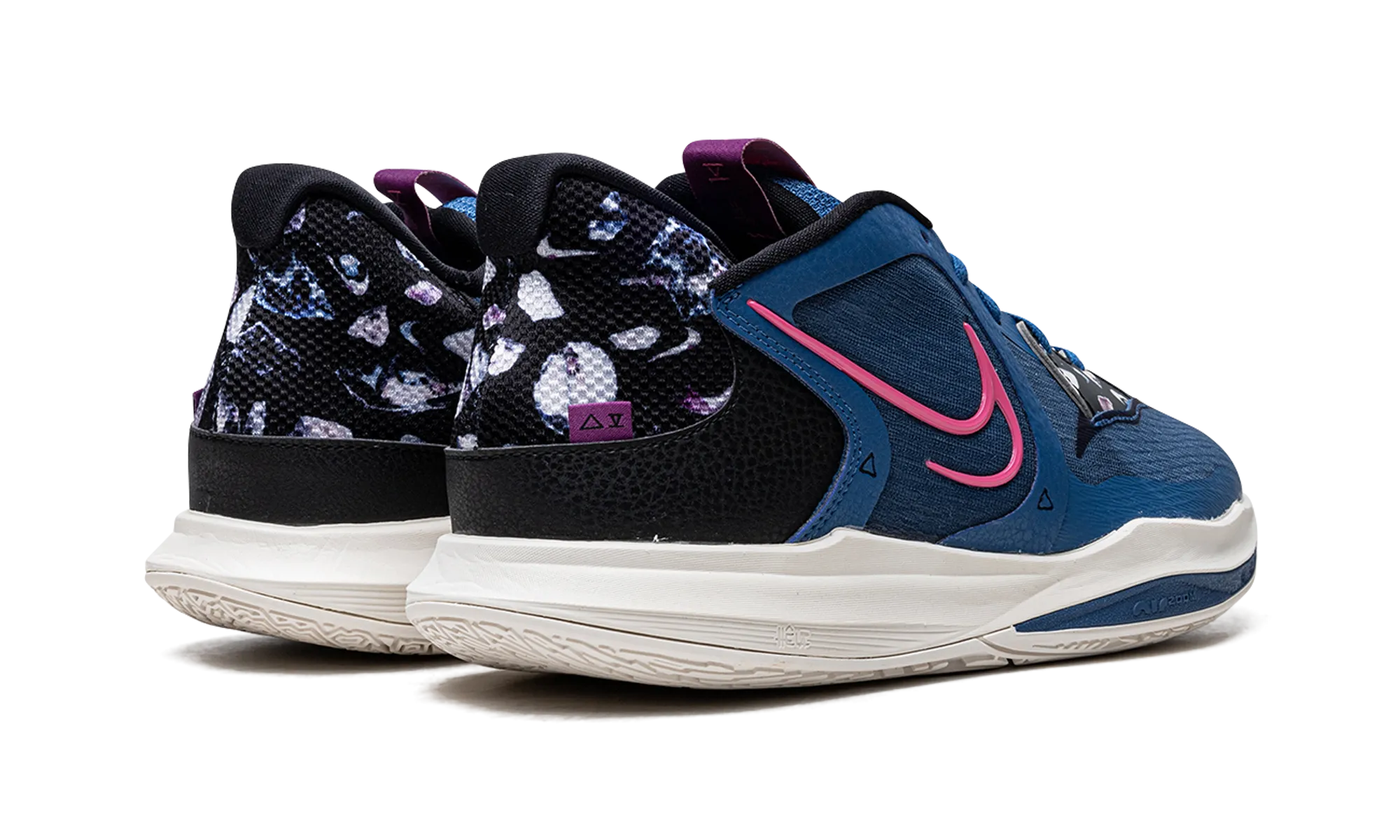 Outdoor Traction technology - brand shoes Kyrie 5 Low