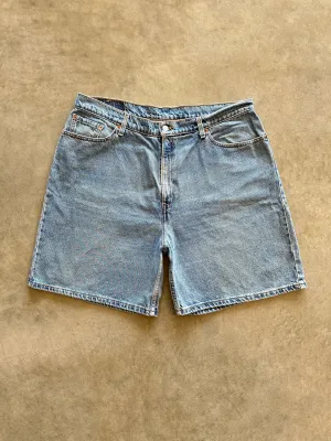 1990s Levis denim shorts (38) Stretch Layer