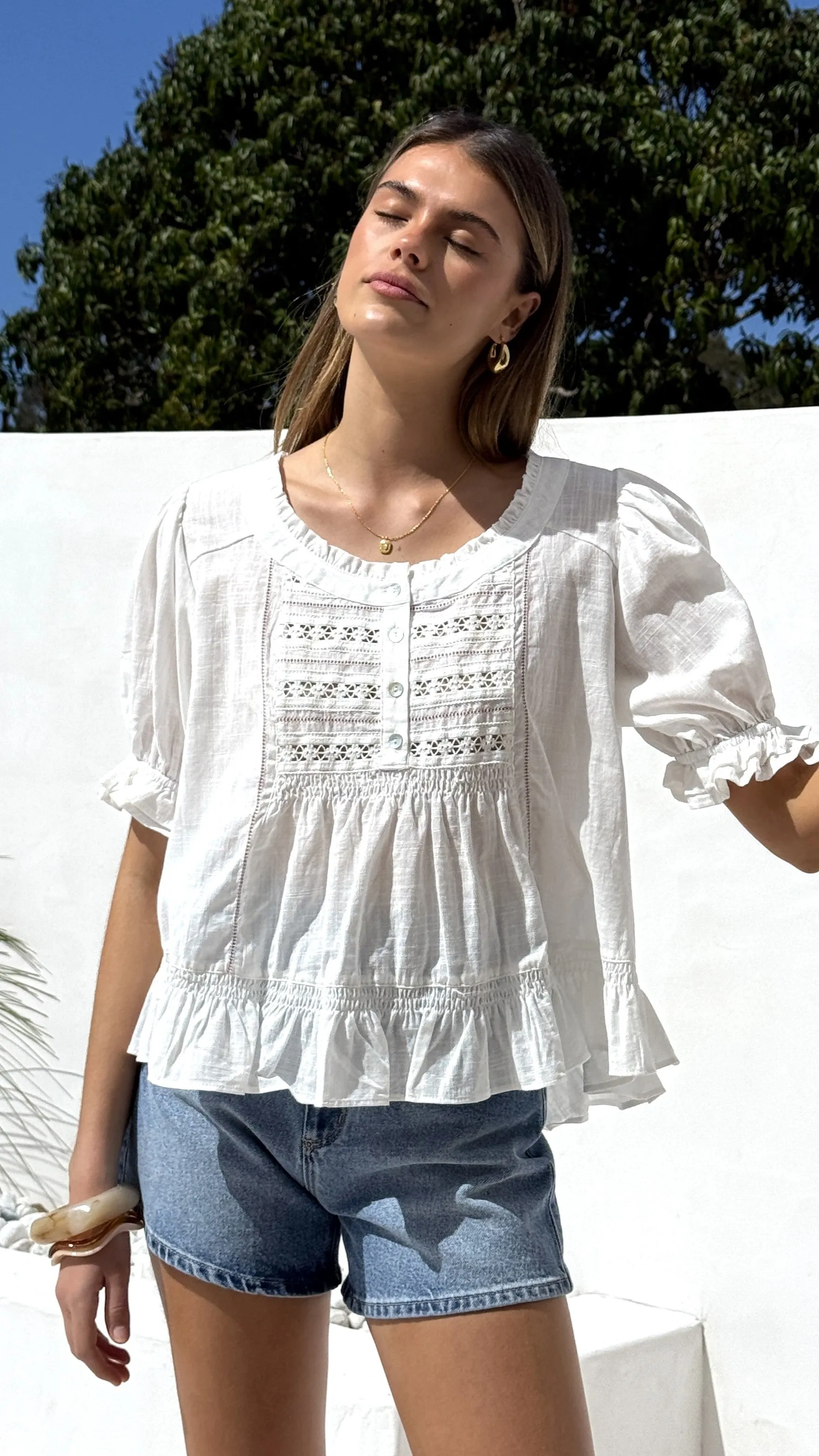 AntiStaticMaterial Summer Outerwear Kamilia Frill Top - White