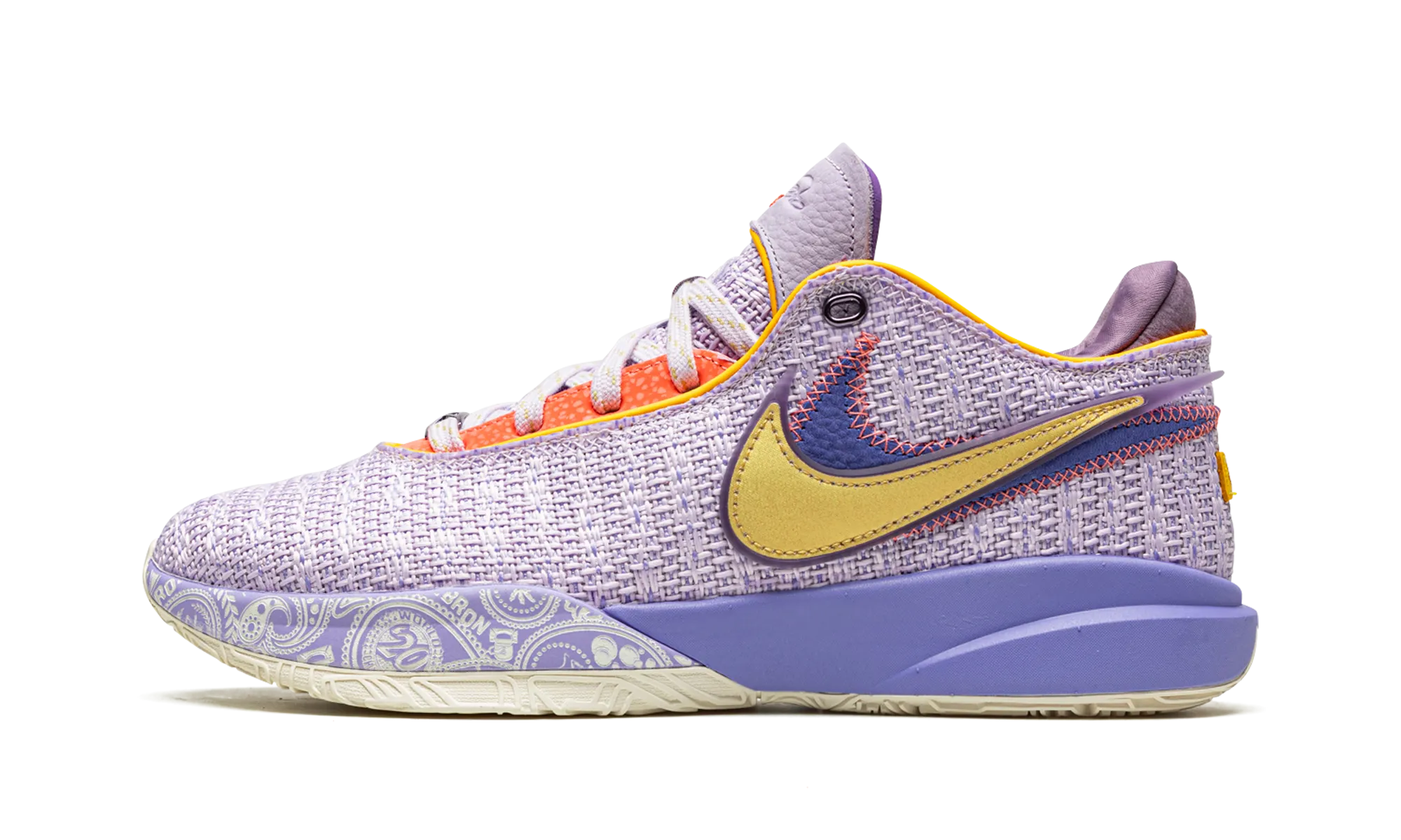 Responsive Heel Cushioning LeBron 20 "Violet Frost"