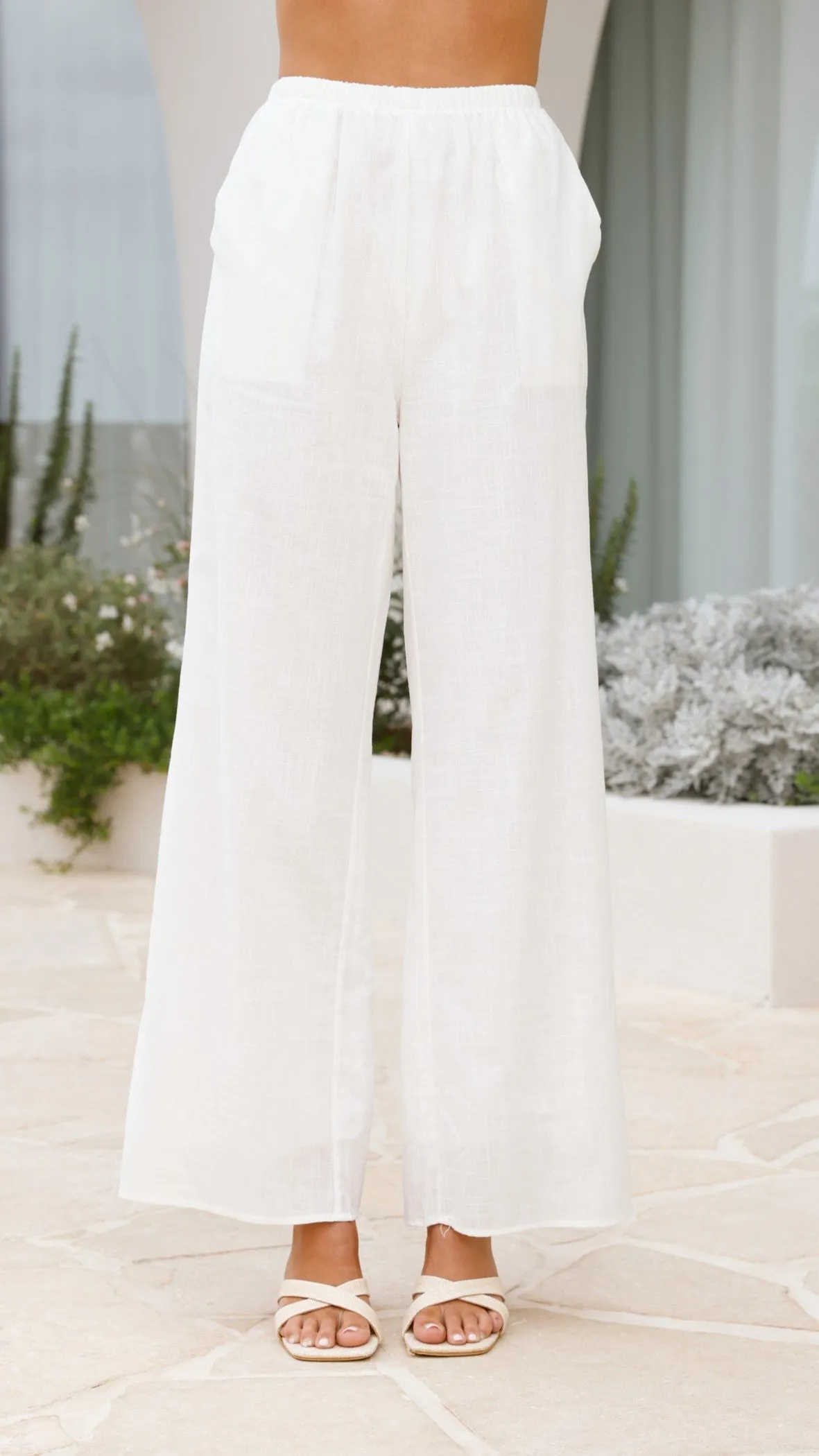 Power Vibe ErgonomicCut Liana Off Shoulder Top & Pants Set - White